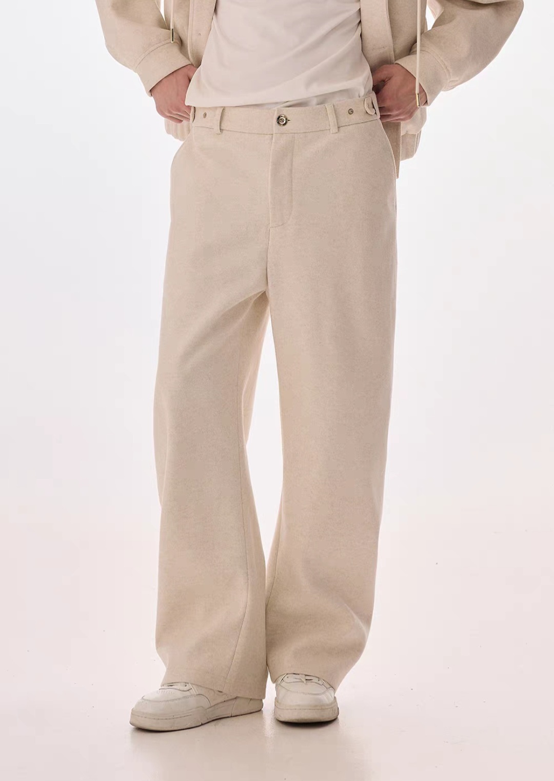 136. Wide-leg Trousers