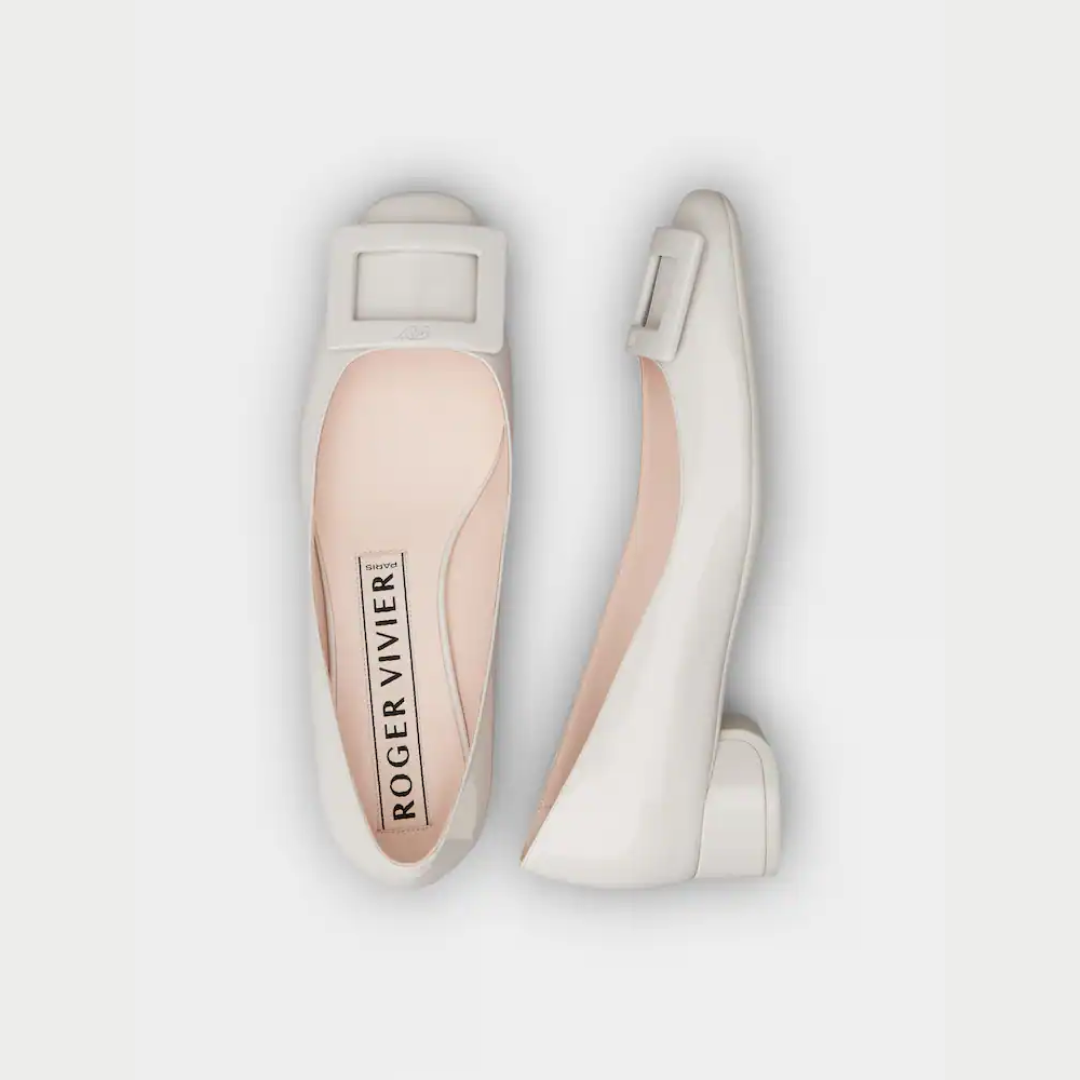 1FF0101-301 [ROGER VIVIER] U Look Ballerinas In Patent Leather Ice Gray (SS26) #RVW76741290D1PB017 (S-EU-E)