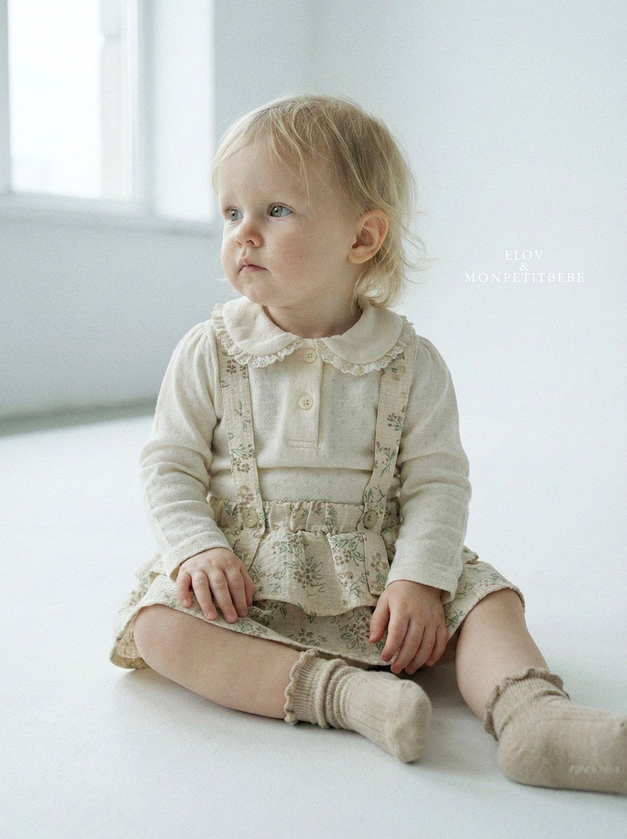 正韓春Monpetitbebe 嫩嬰兩色碎花包屁吊帶裙