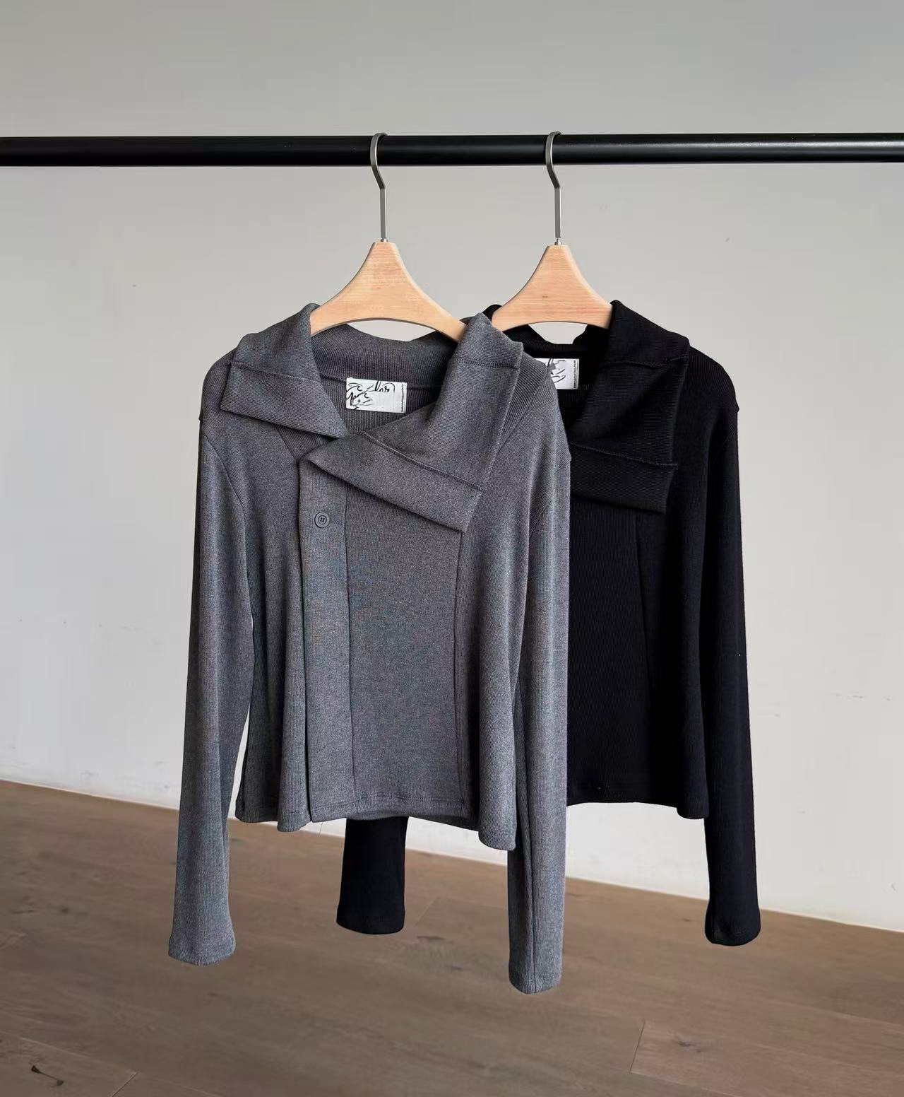 RD2607 斜領口設計Top