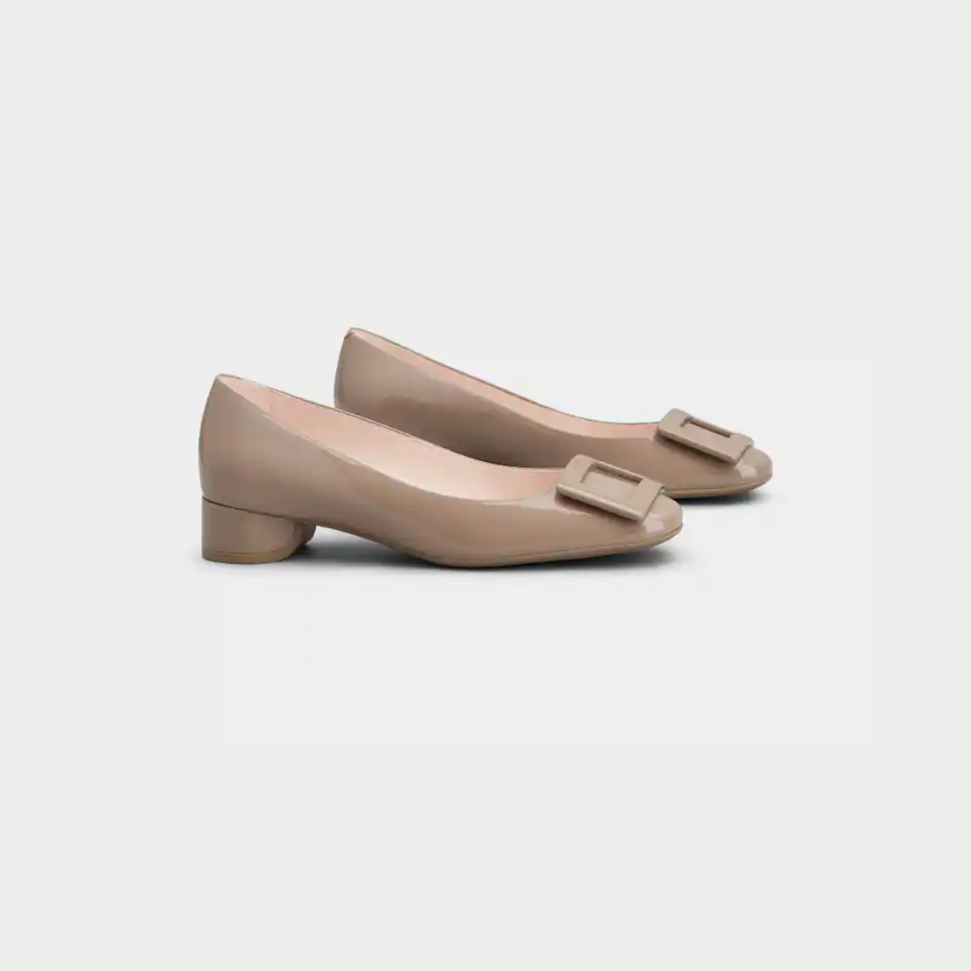 1FF0101-303 [ROGER VIVIER] U Look Ballerinas In Patent Leather Beige (SS26) #RVW76741290D1PC415 (S-EU-E)