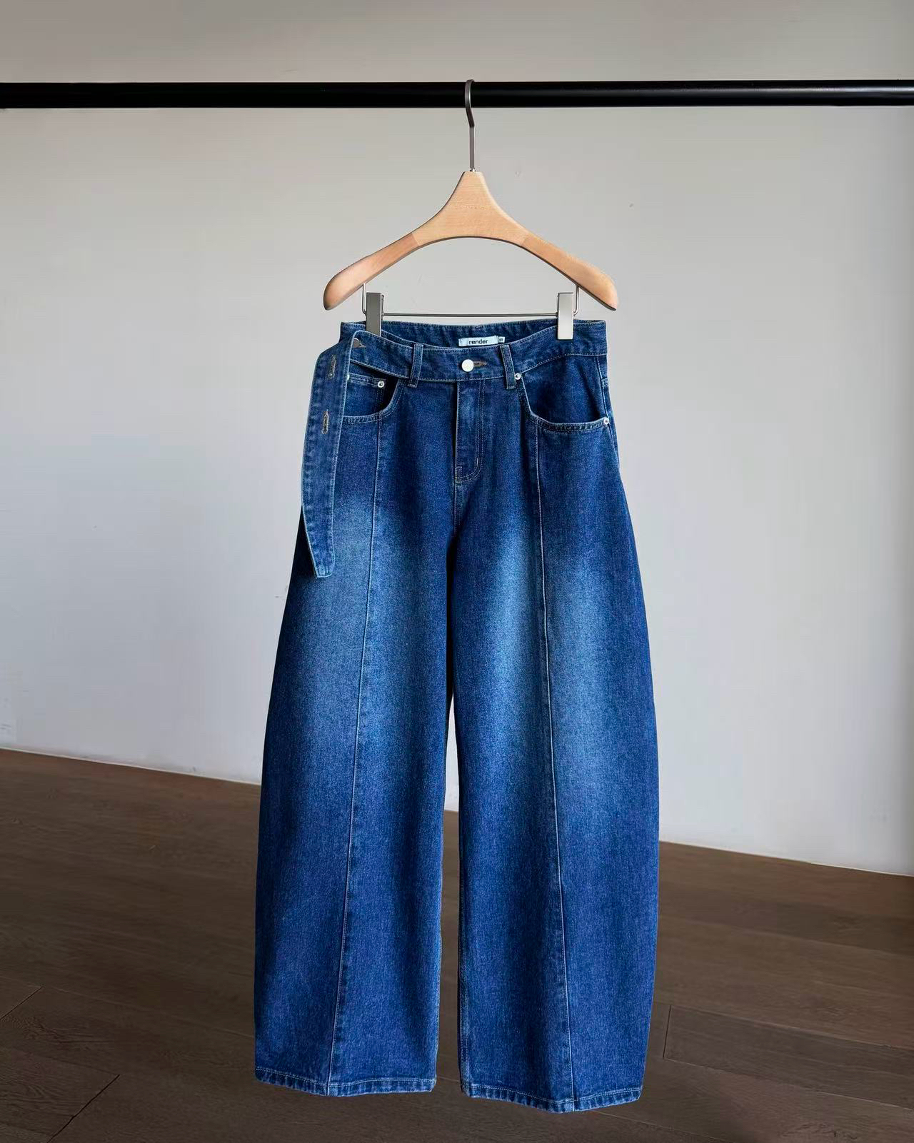 RD2615 腰帶款深色·彎刀牛仔褲