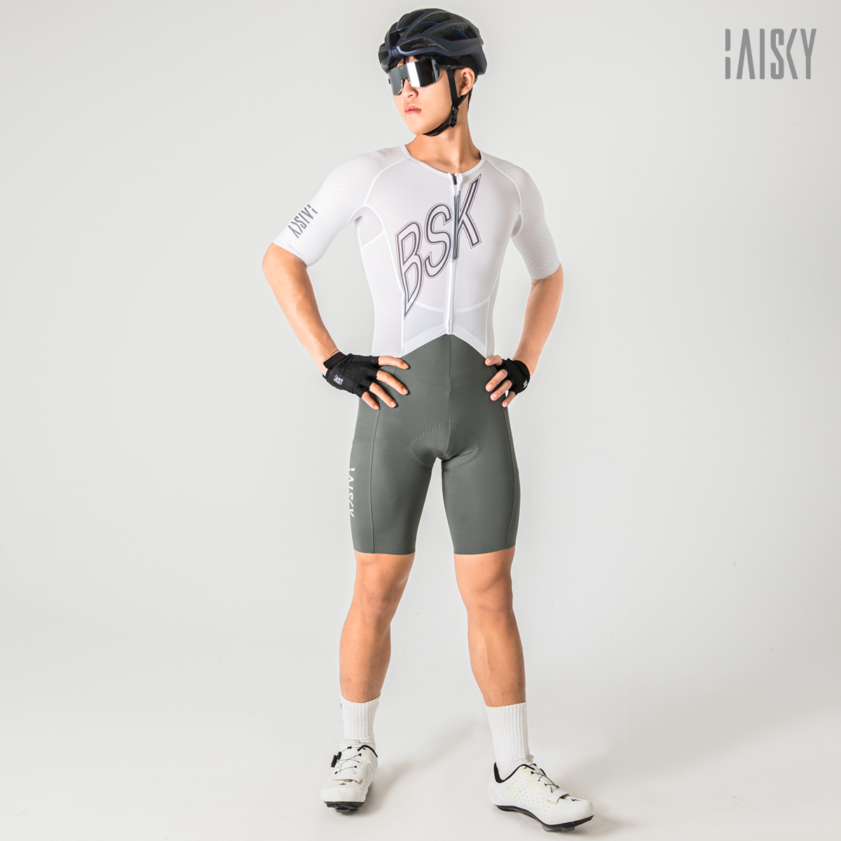 ITT男款短袖連體衣 淬鍊 白