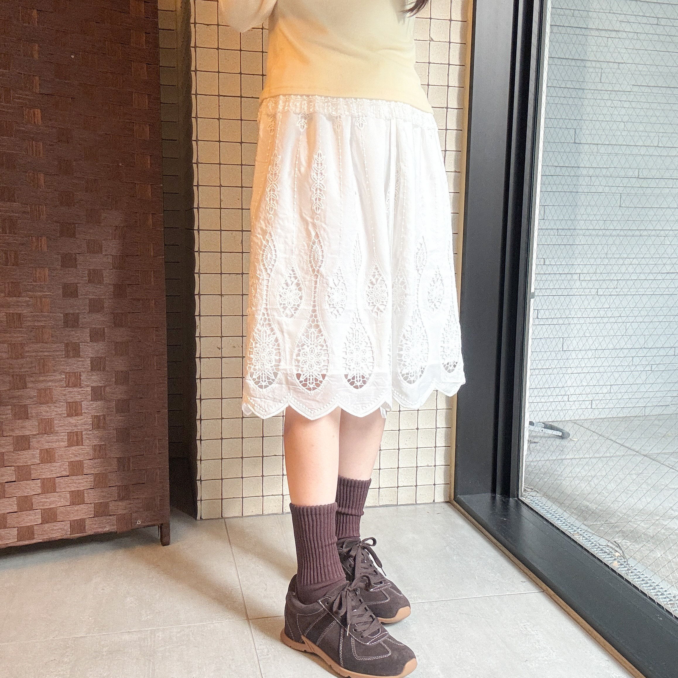 通花布蕾絲中長裙