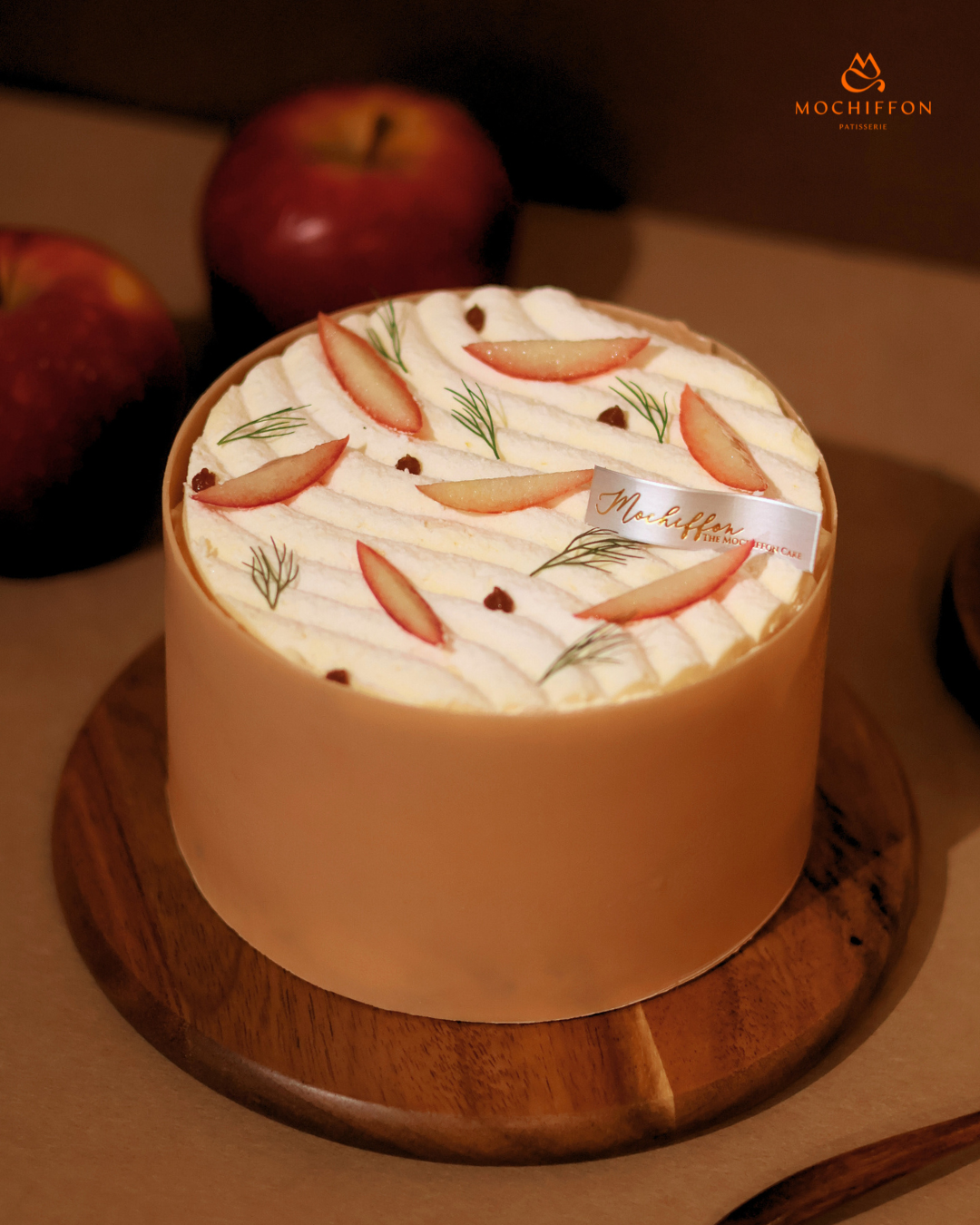 5 INCHES APPLE CRUMBLE CHEESECAKE