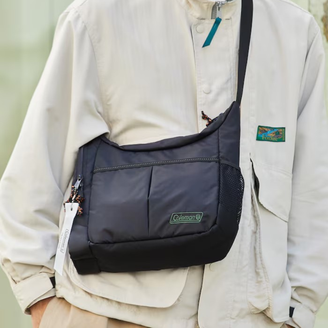 “代購” Coleman 別注 WALKER COOL SHOULDER SM FS26 機能隨身側背包