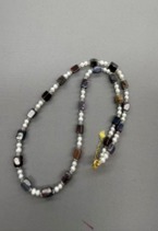 YY2744  老油料果酱红项链