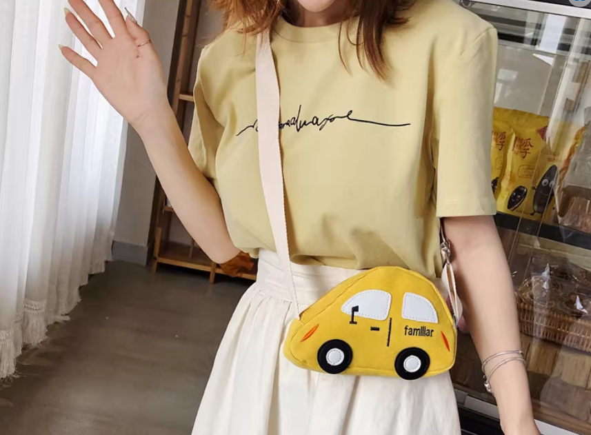 任選兩件$300【H0296】小汽車個性單肩包