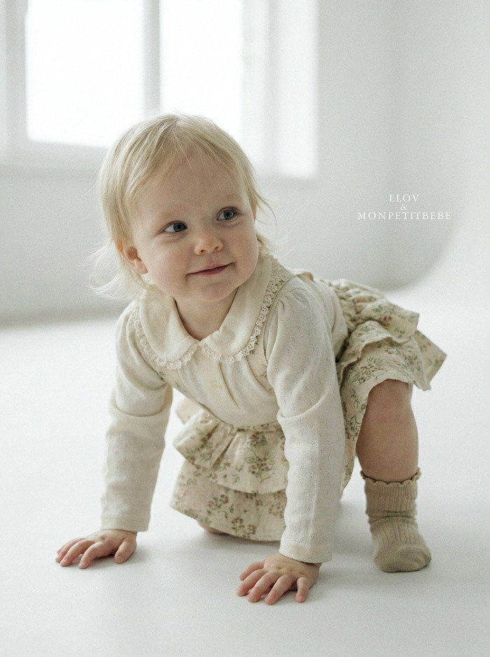 正韓春Monpetitbebe 三色奶油邊娃娃領上衣