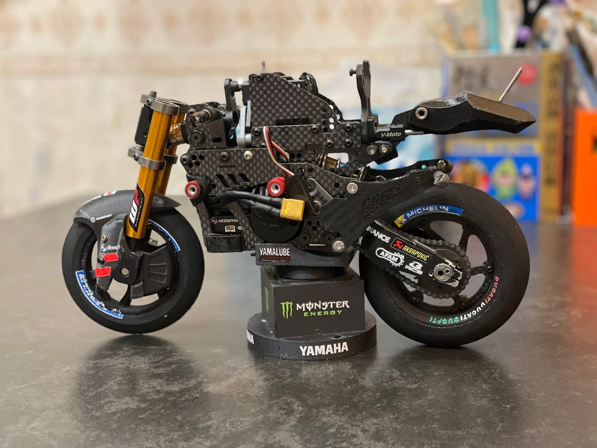 1/8 RC Bile - 裸機參考