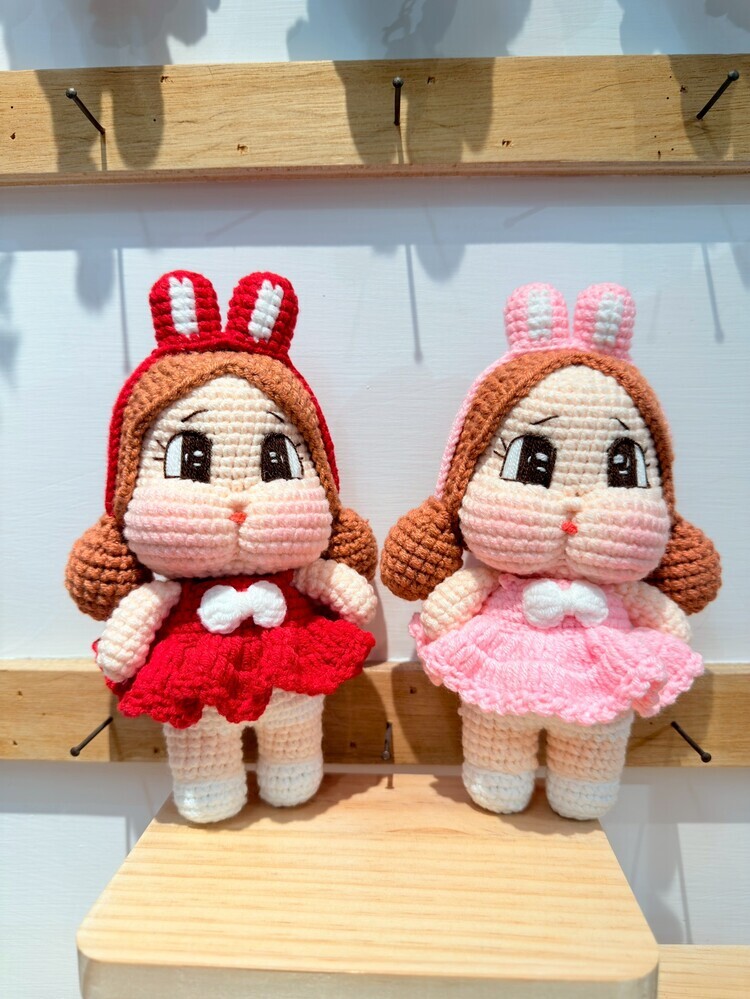 兔耳淚眼汪汪哭娃吊飾『約18-19cm』