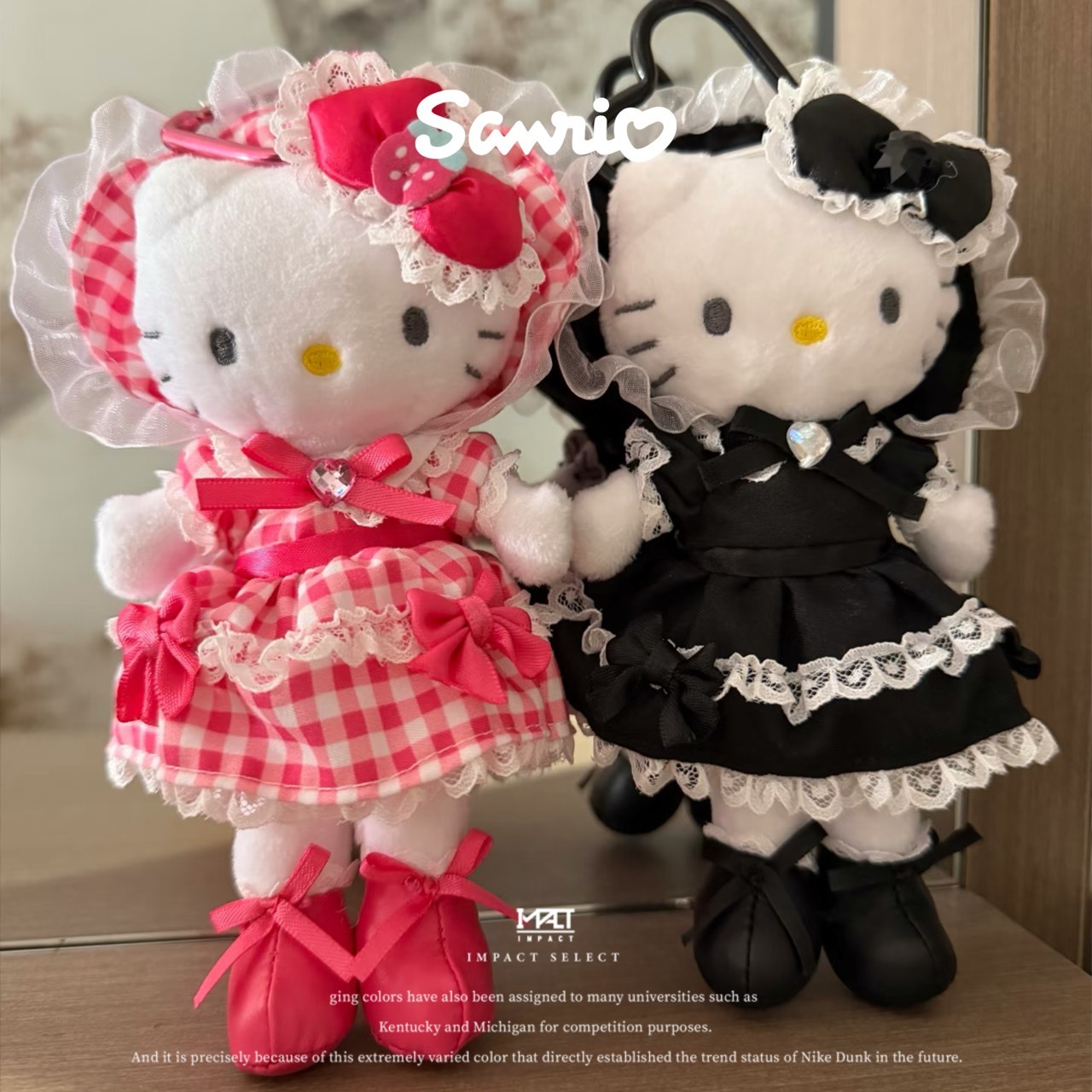 Sanrio 三麗鷗 Hello Kitty 蘿莉塔家族 長腿KITTY 粉 黑 兩款 吊飾