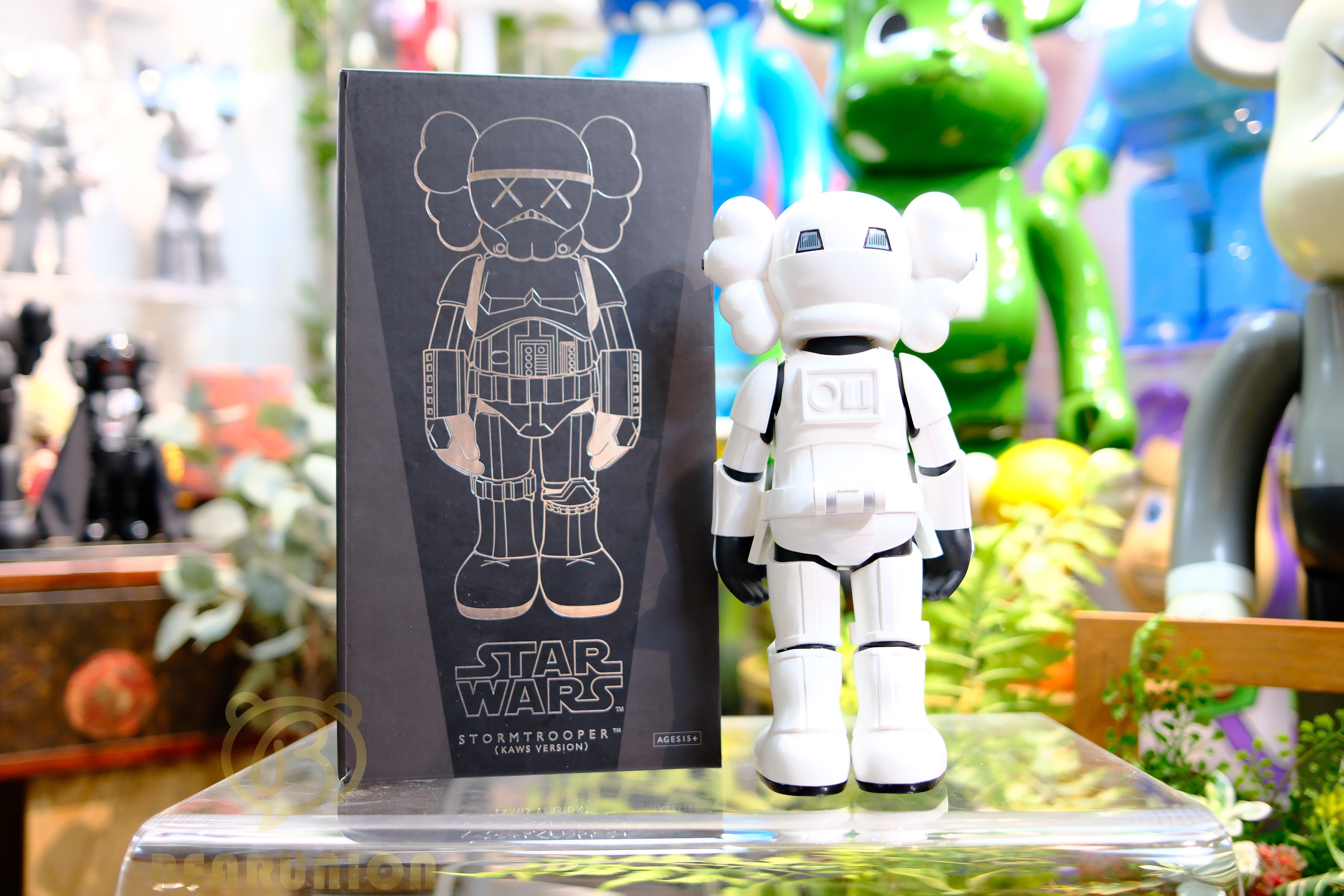 🥇現貨🥇⭐️Used⭐️ KAWS Star Wars Storm Trooper Companion Vinyl