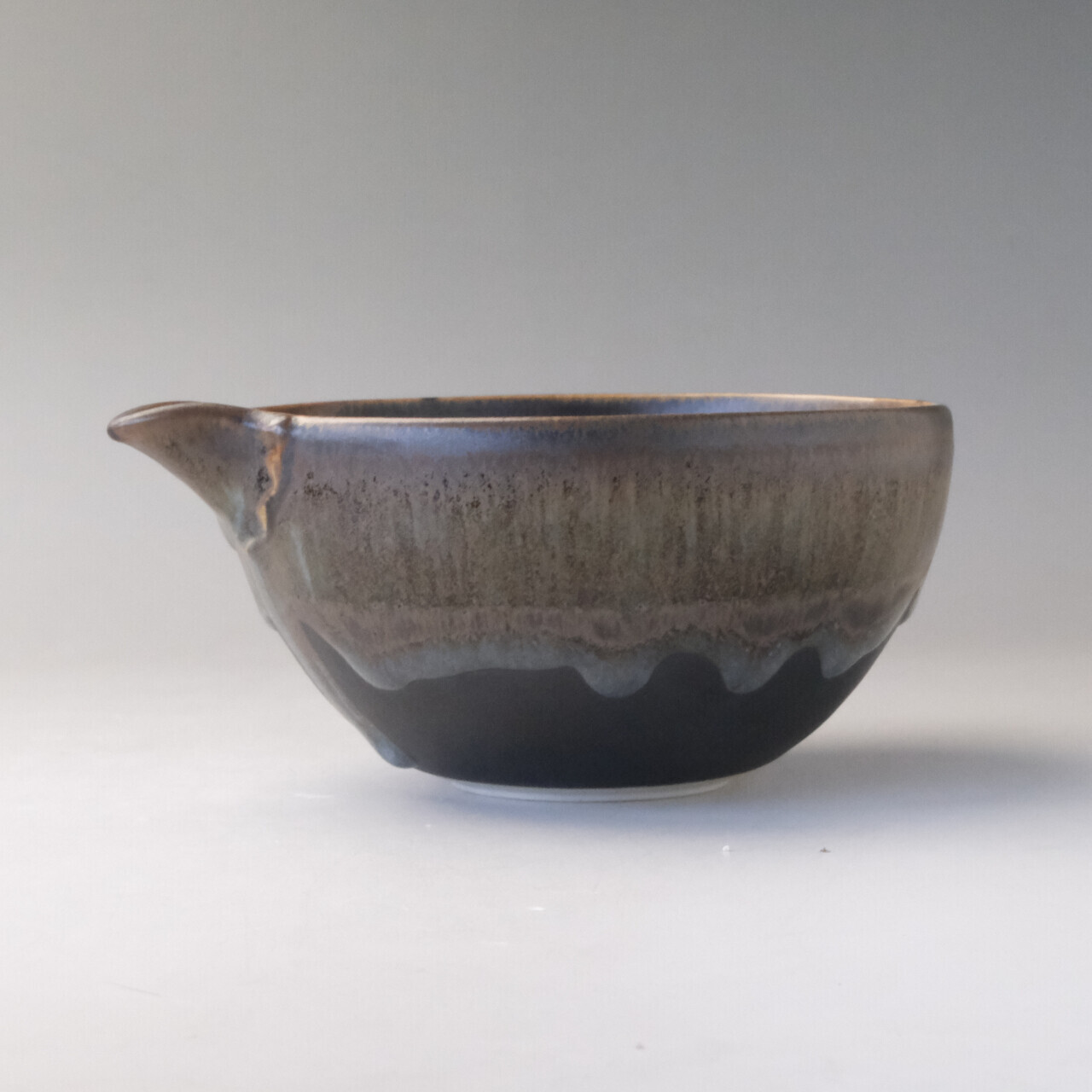 日本製 美濃燒 湯冷碗 片口抹茶碗 黑燻