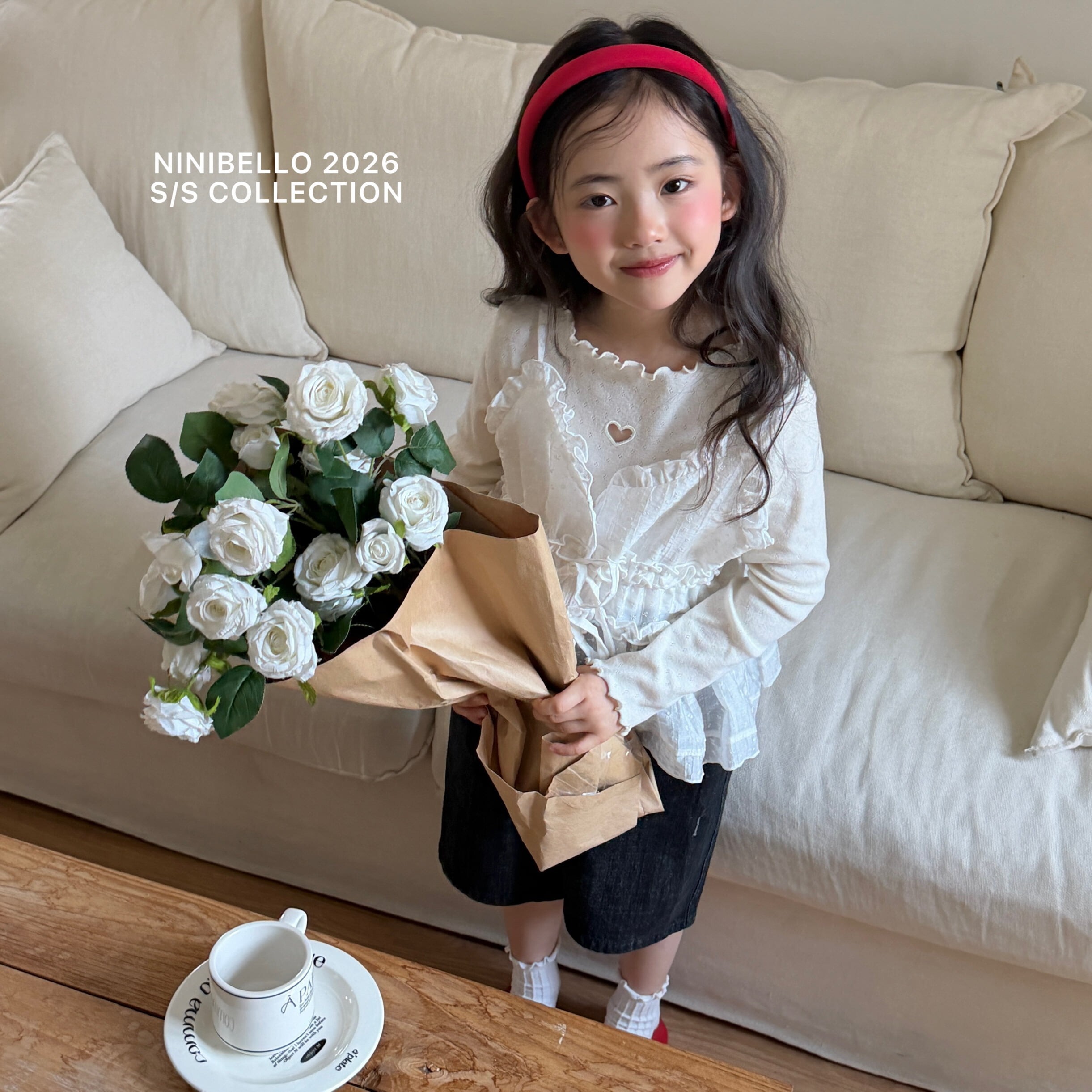 90-130 鏤空愛心捲邊上衣 4色