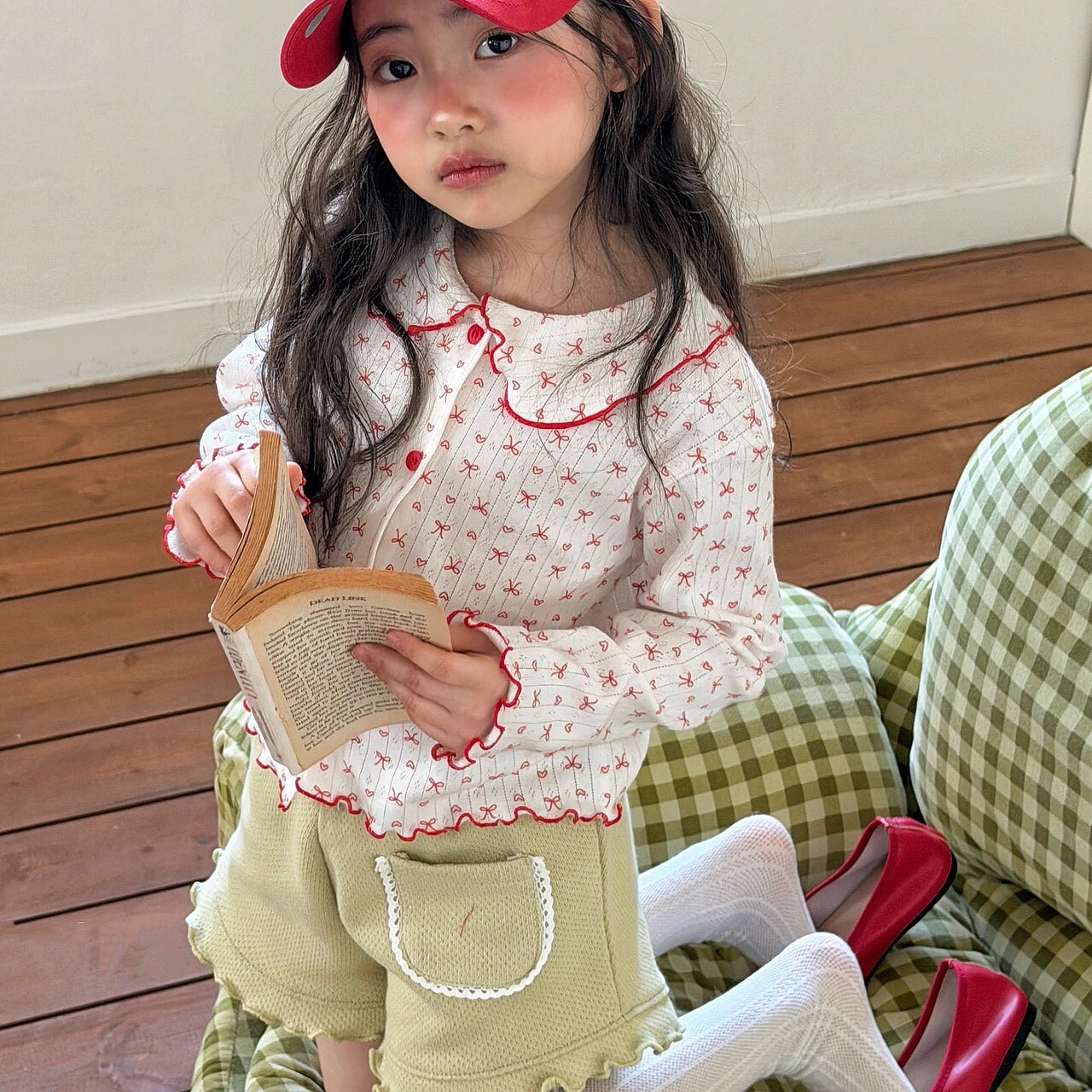 90-130 蝴蝶結印花翻領上衣 2色