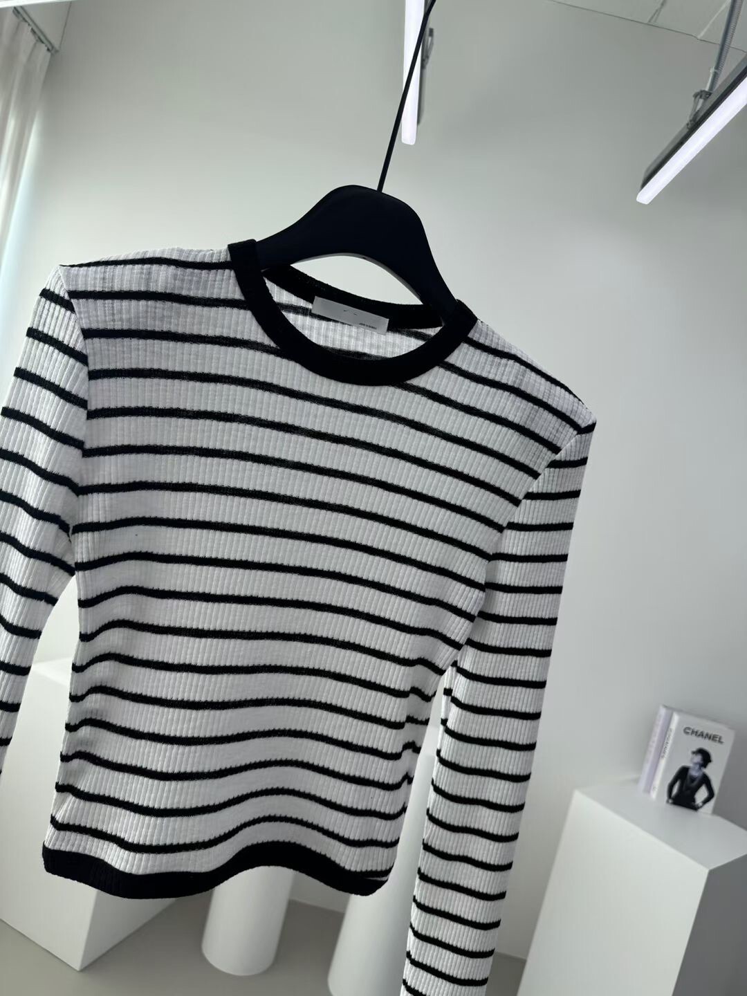 撞色邊螺紋橫紋T