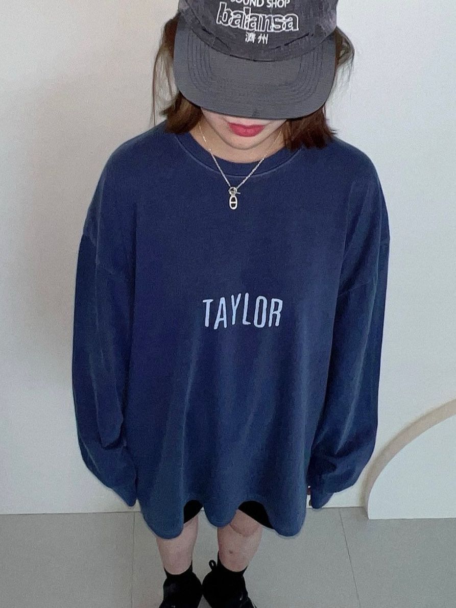 OverSize洗水英文字長袖衫 manhattans-052T