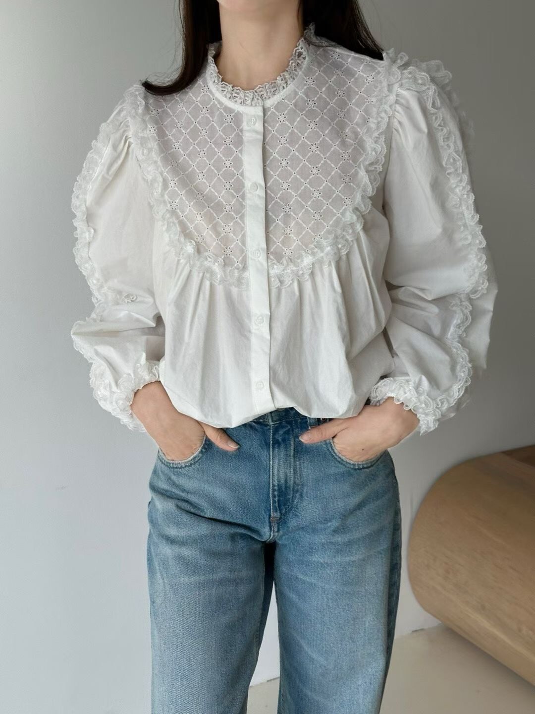 菱線蕾絲框襯衫