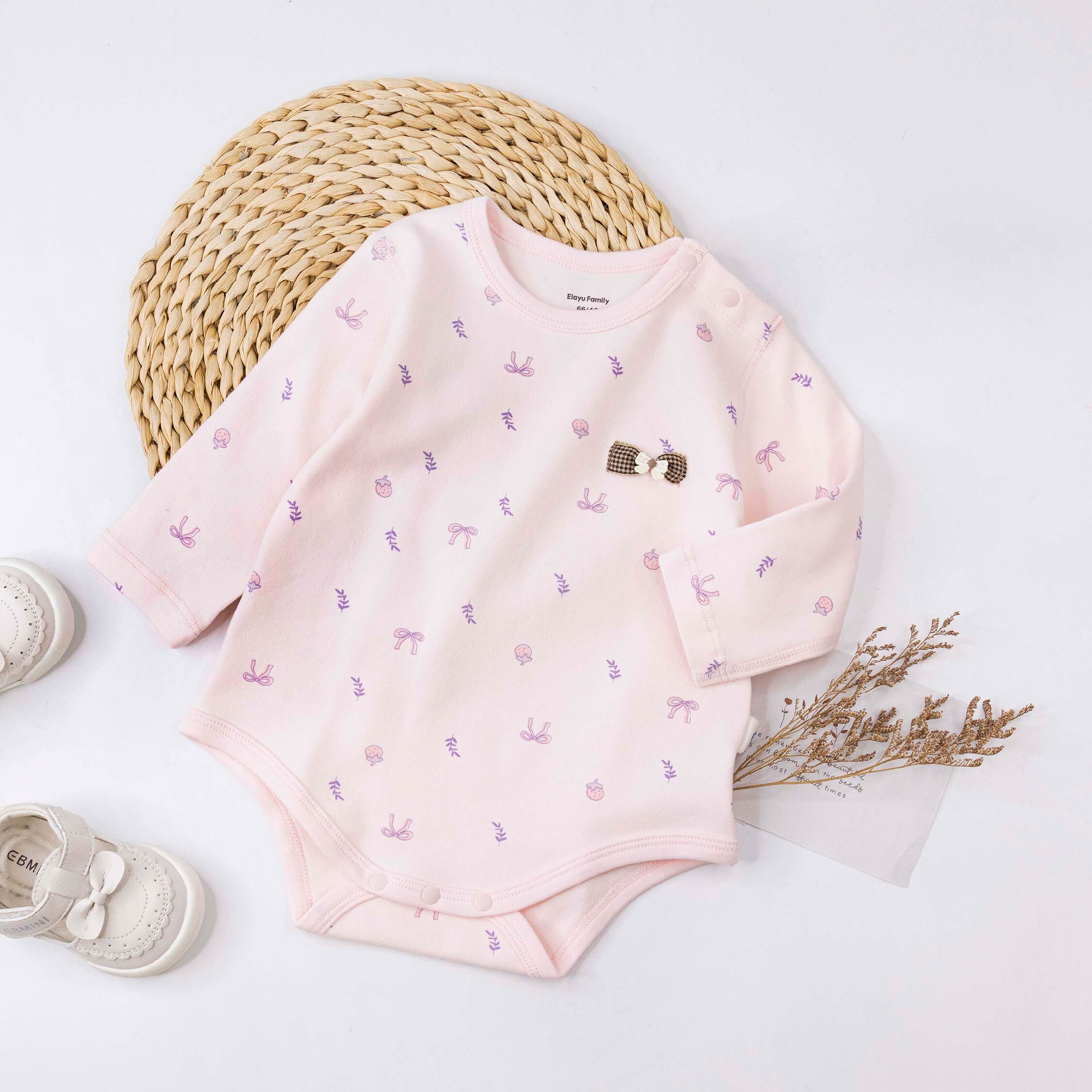 衣拉語【JG5201】甜甜草莓與蝴蝶結長袖包屁衣＊二色