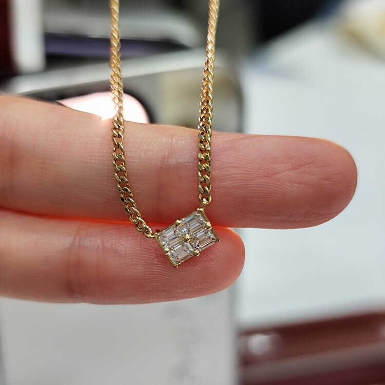 祖母綠切割鑽石頸鏈