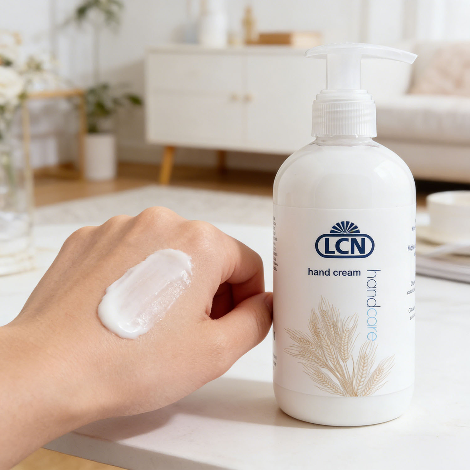 LCN 倍潤修護手霜, 250ml