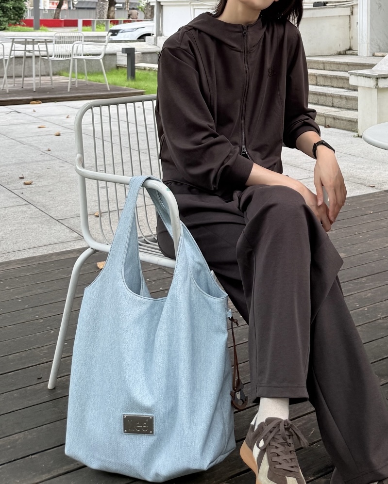 Lee 牛仔藍 鐵牌托特包 單肩包 大容量 手提包