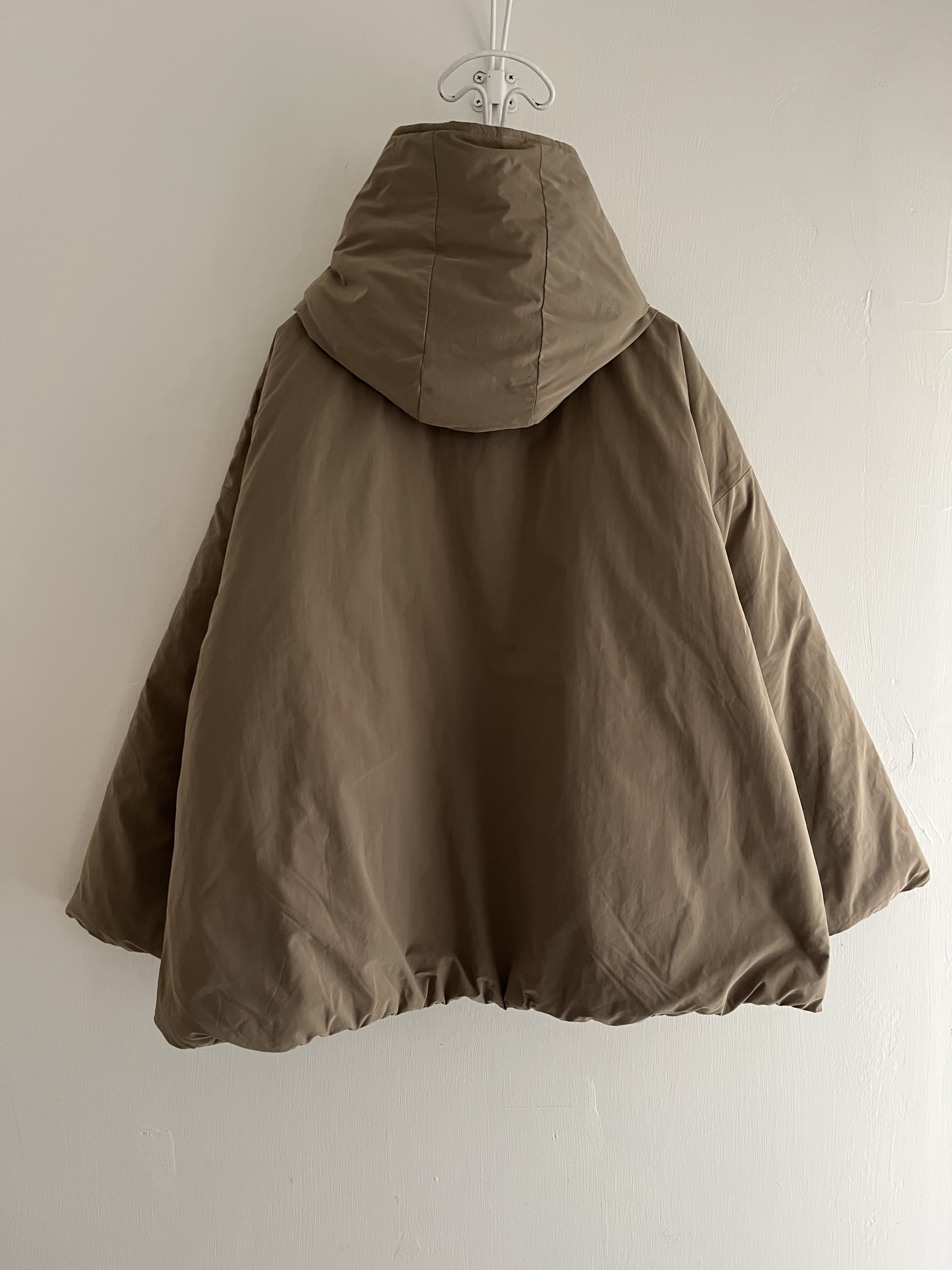 ista-ire卡其色夾綿泡泡領有帽褸