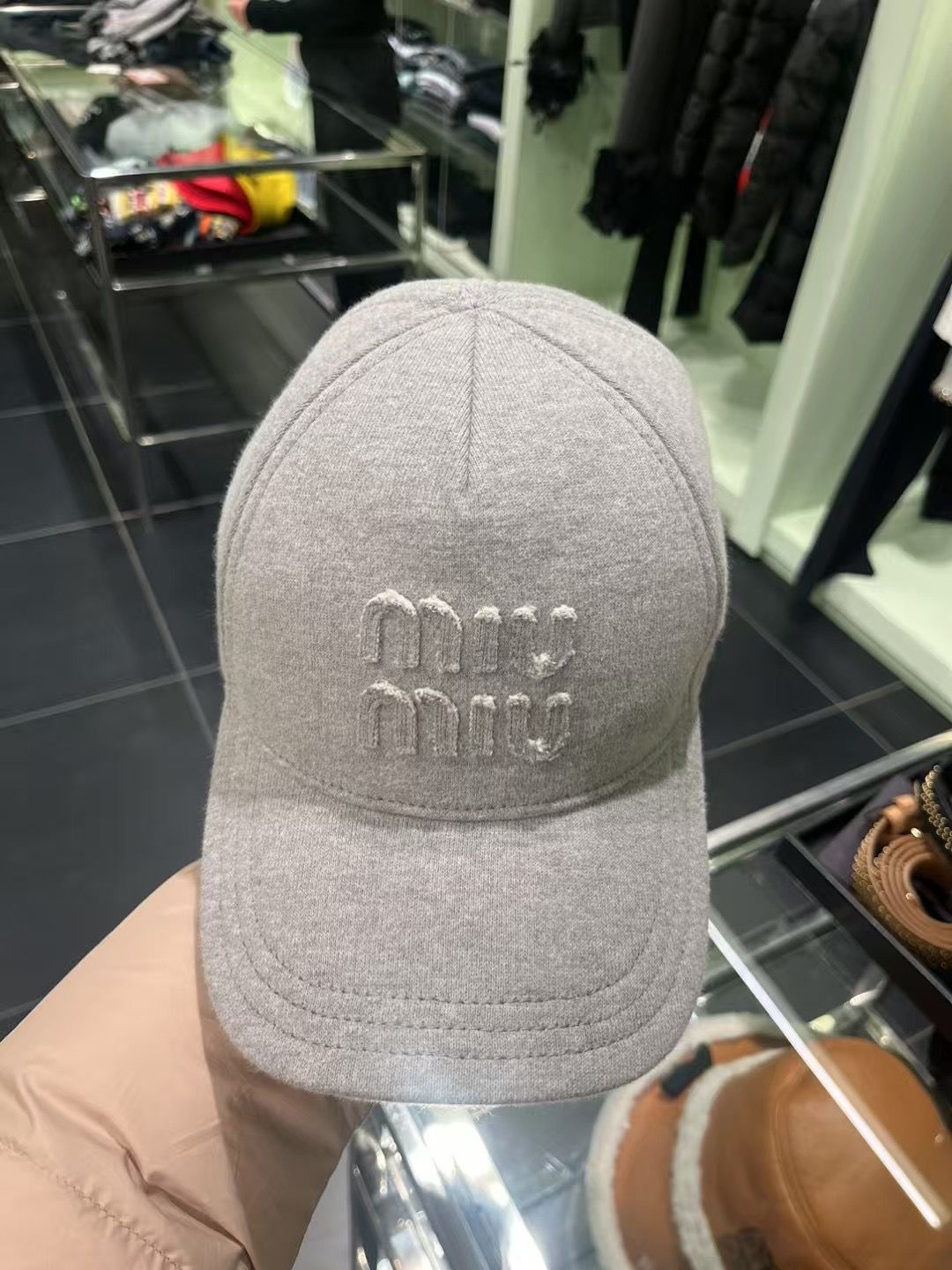 Outlet Miu Miu Cap