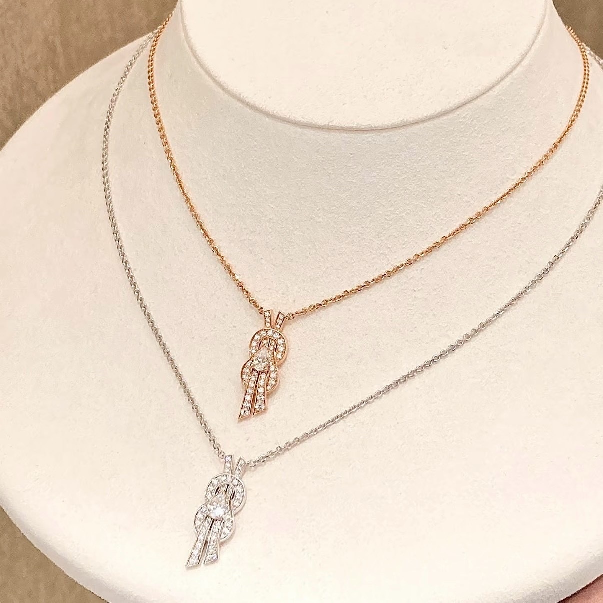 18k Fr”Chance infinie八字鑽無限來財滿鑽高奢定製項鍊