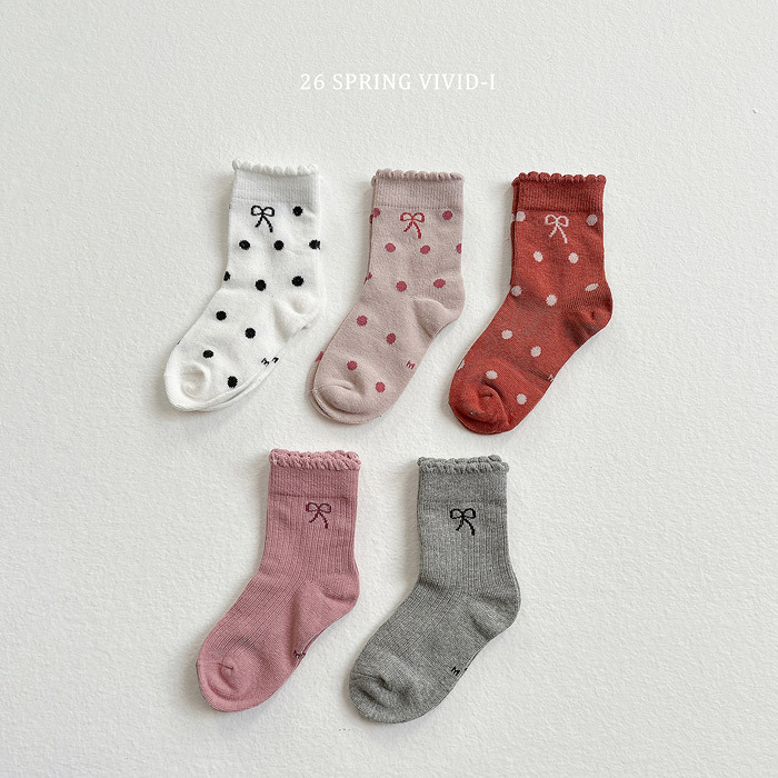 正韓春vividi 蝴蝶結波點木耳襪