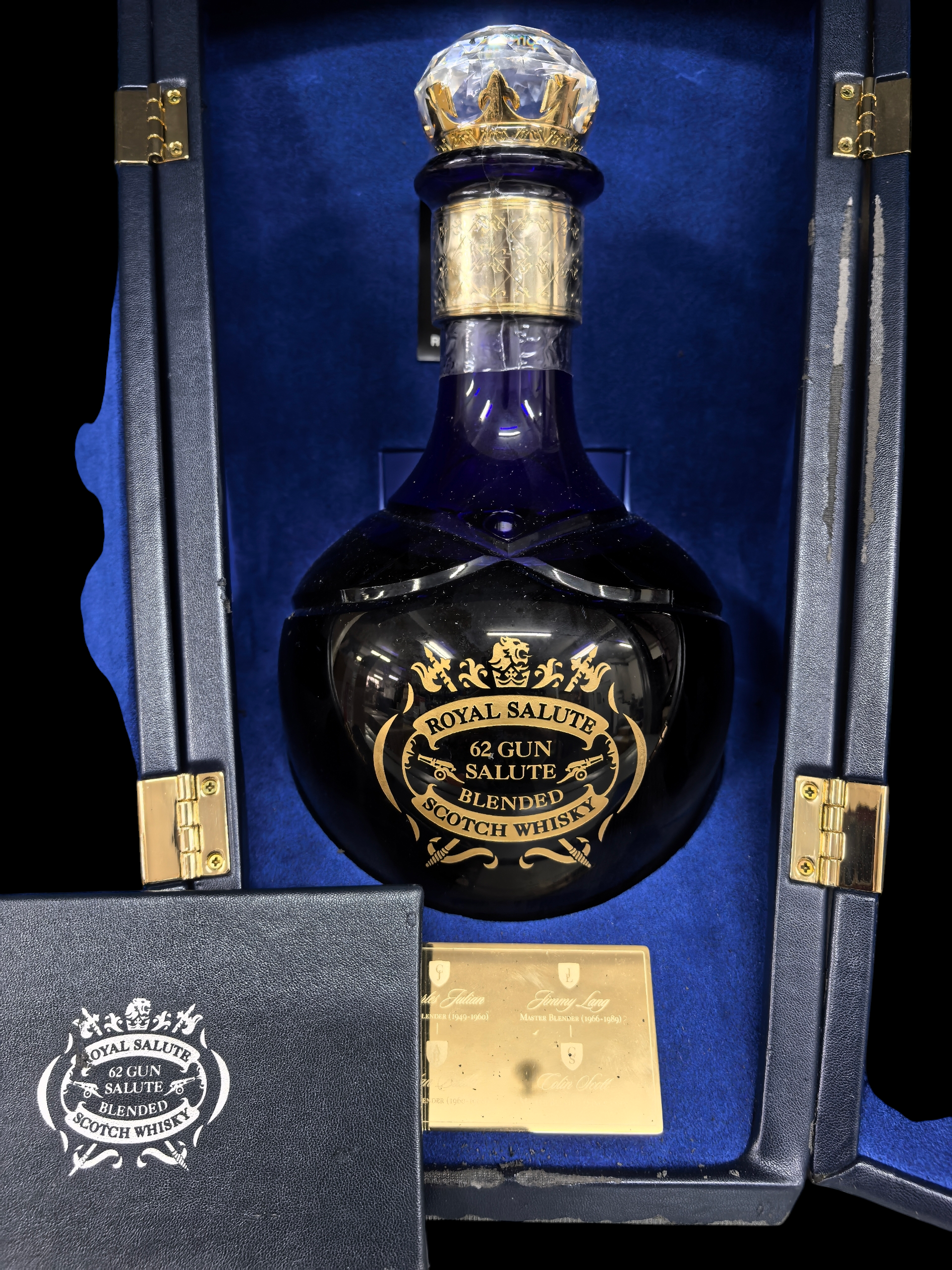 皇家禮炮敬禮62年調和威士忌 (1L)