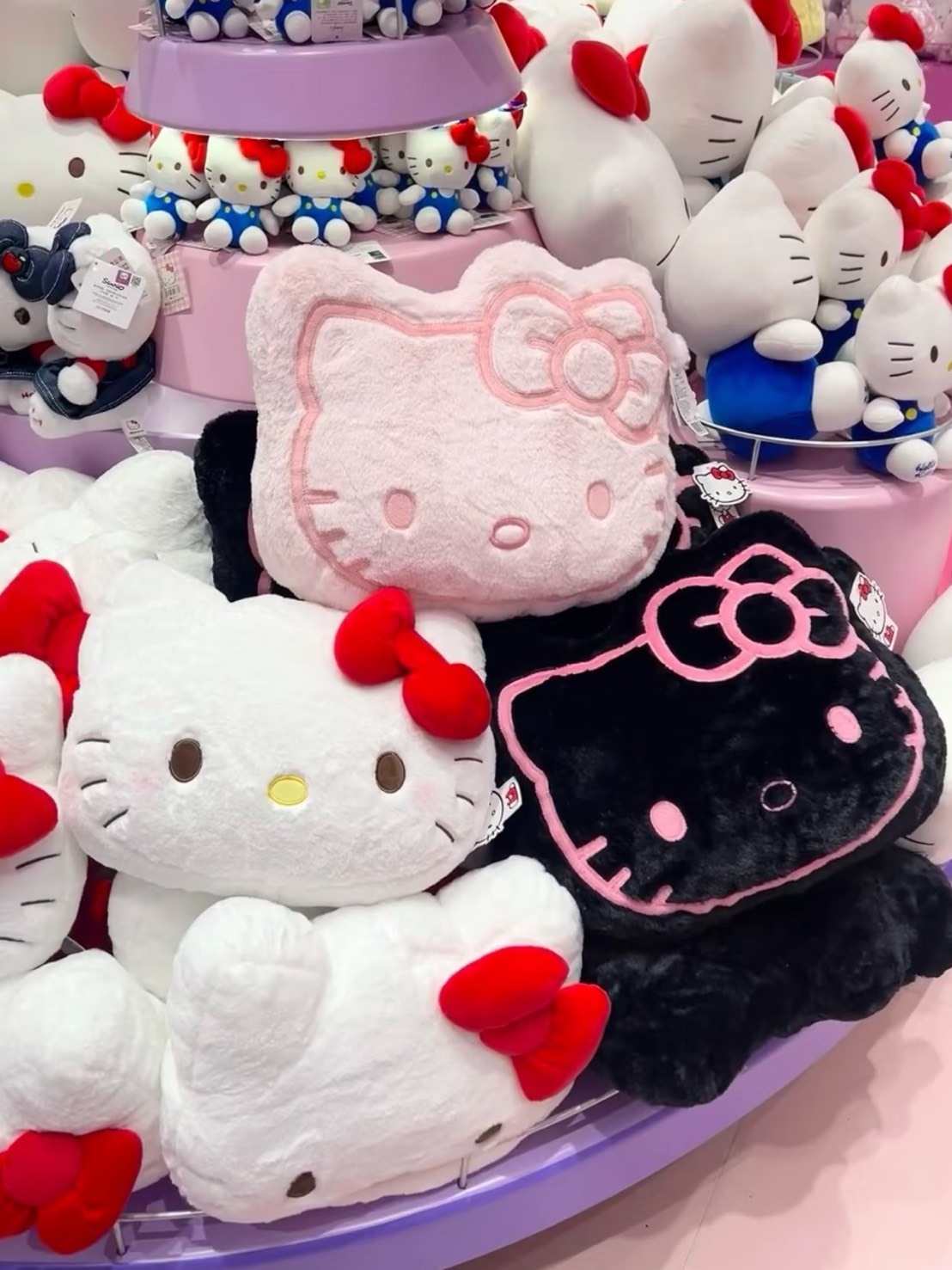 三麗鷗 HELLO KITTY 大頭 毛絨 抱枕
