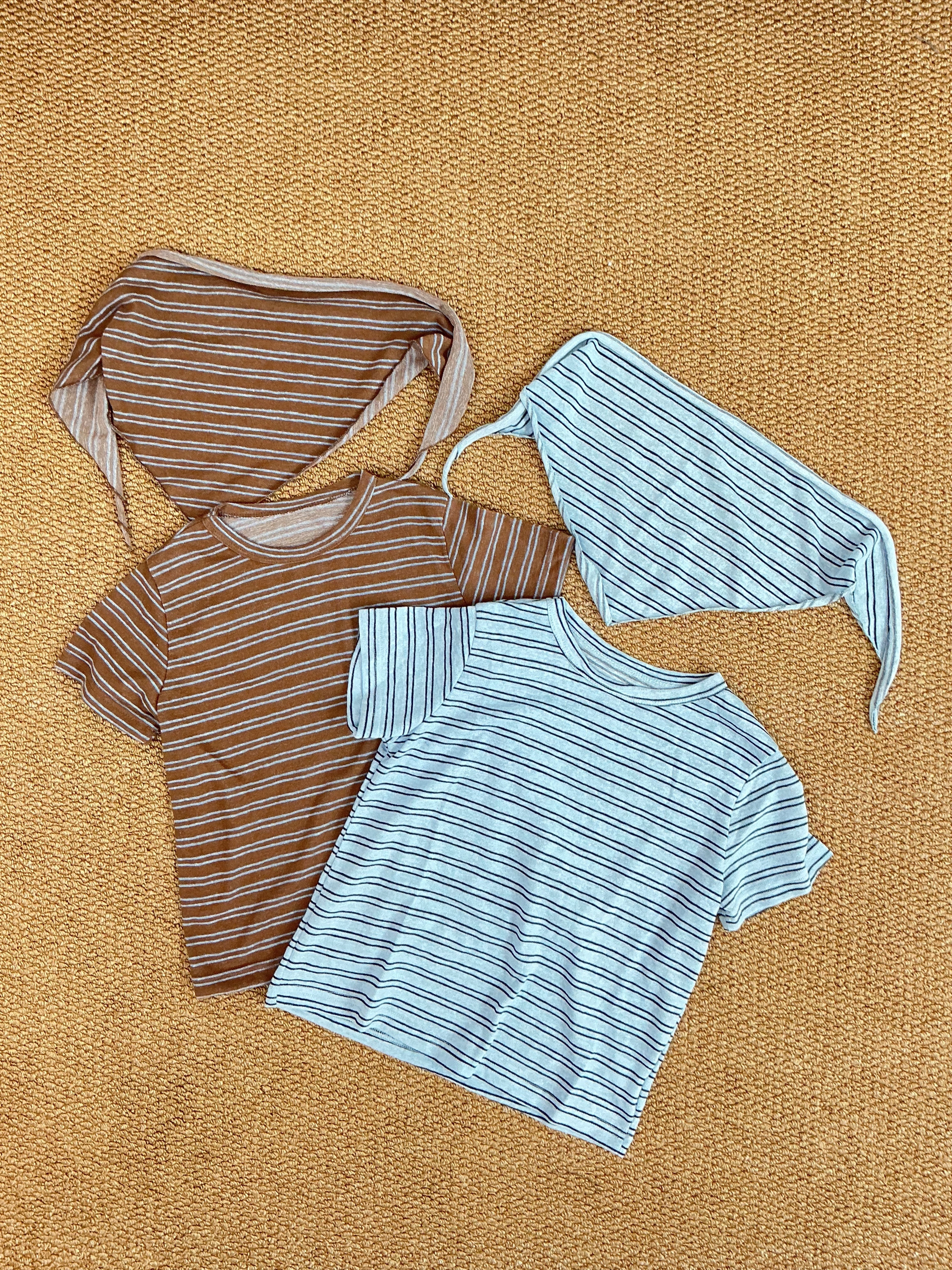 A04191附領巾穿搭條紋上衣