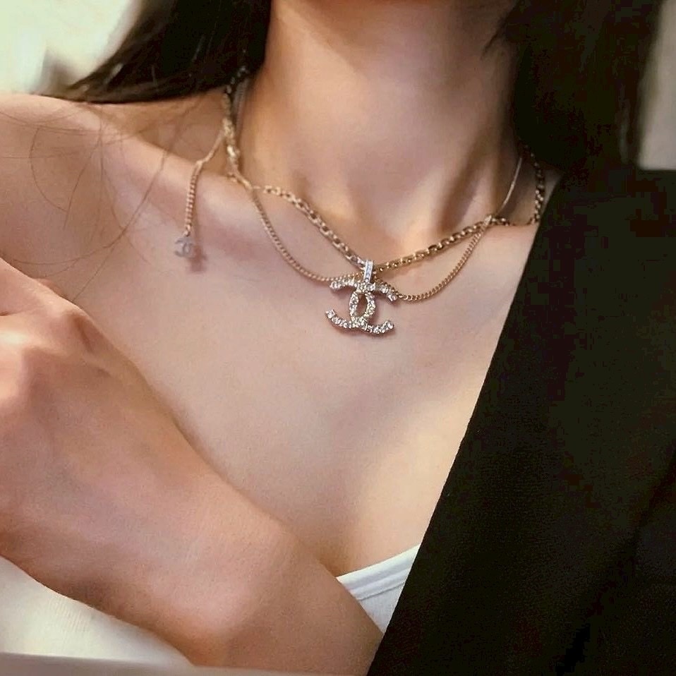 18k”香奶奶21p雙層浮雕logo高奢定製choker項鍊