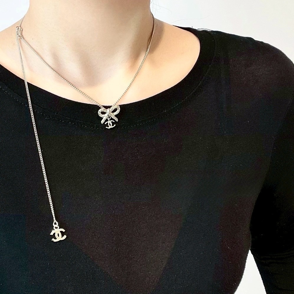 18k 香奶奶25k”浮雕小蝴蝶結墜高奢定製項鍊