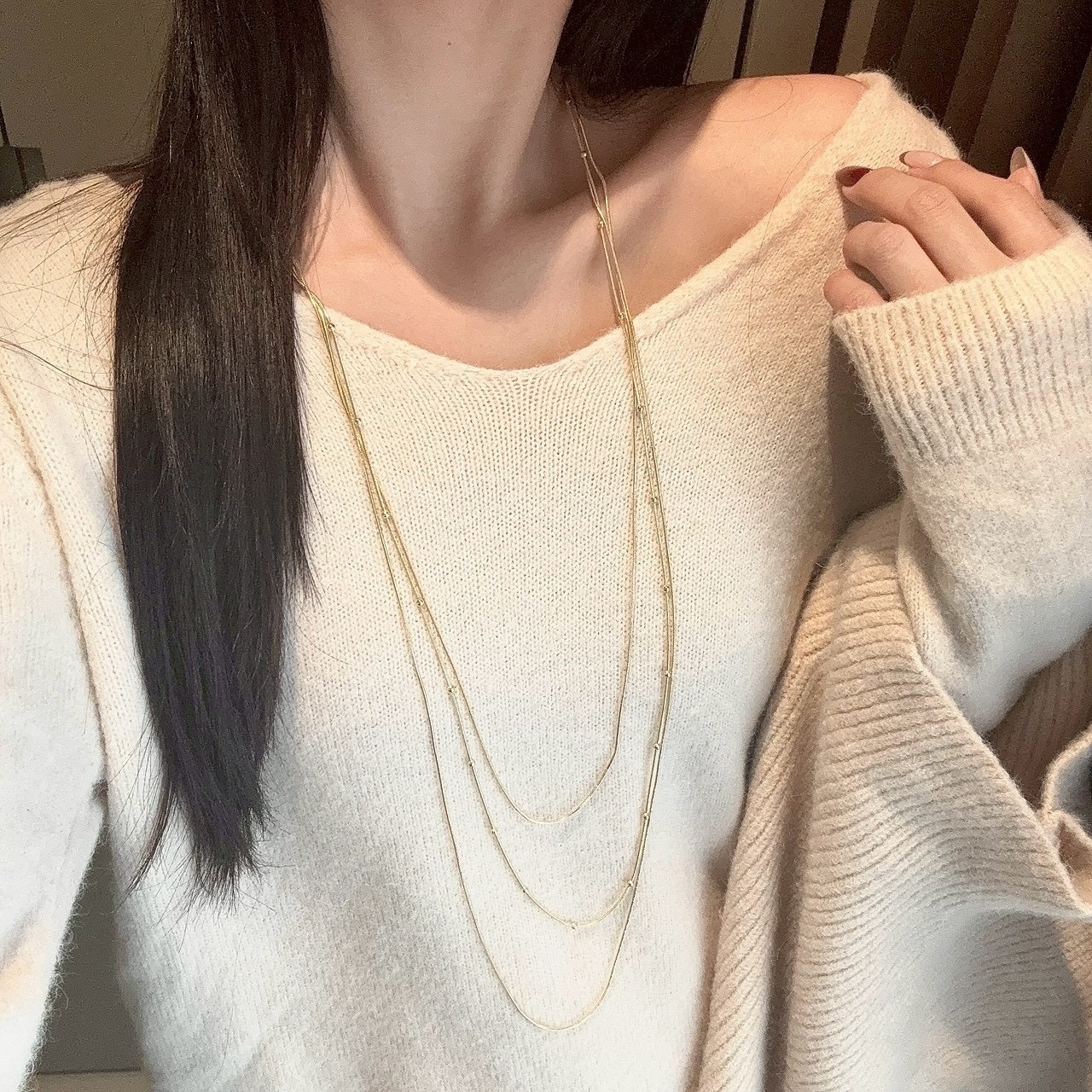 Gy”蛇骨圓珠一體式三層垂墜細毛衣鏈