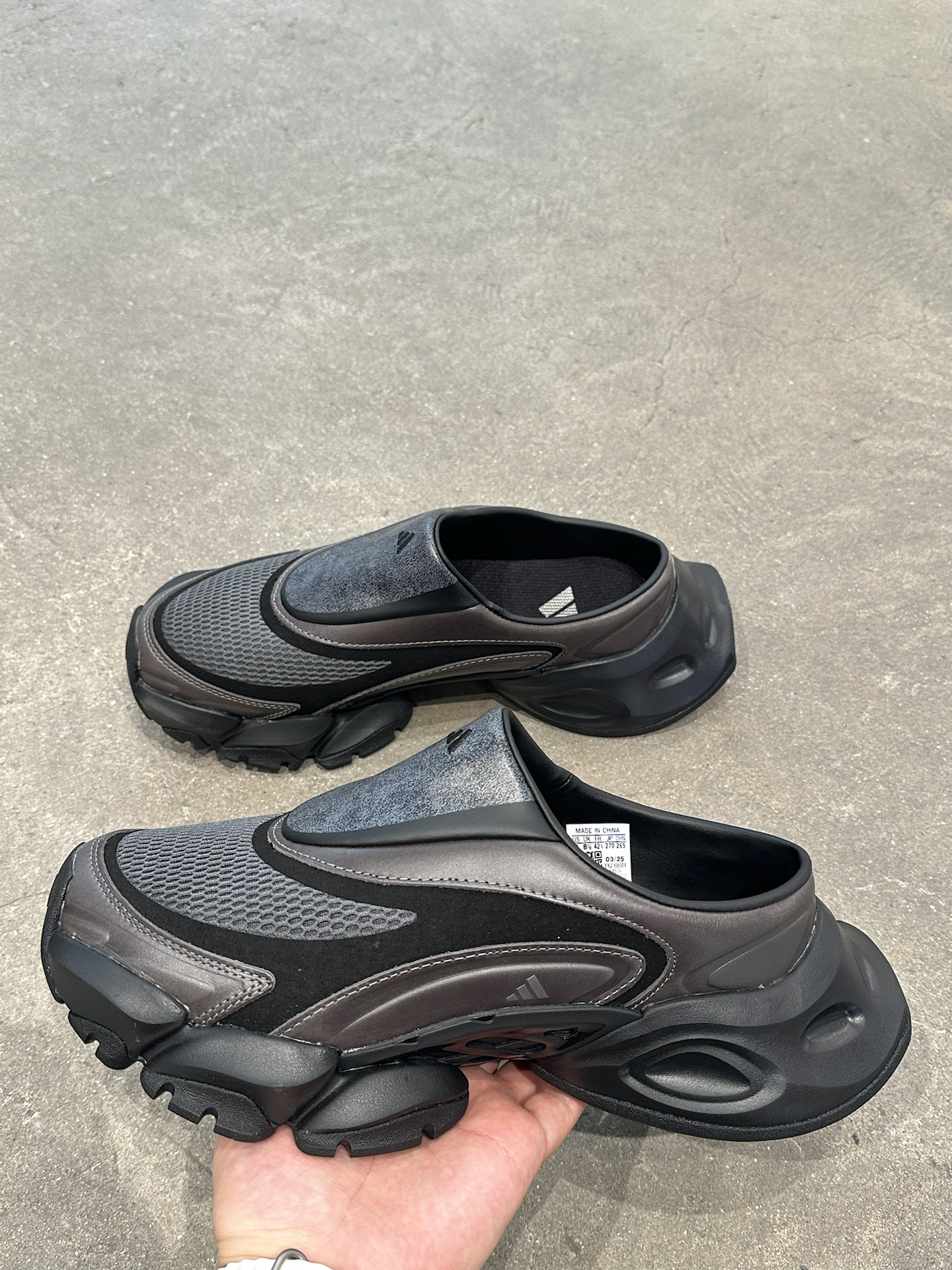 代購-Adidas XLG Runner Mule 黑色 機甲鞋 穆勒鞋  JS4529