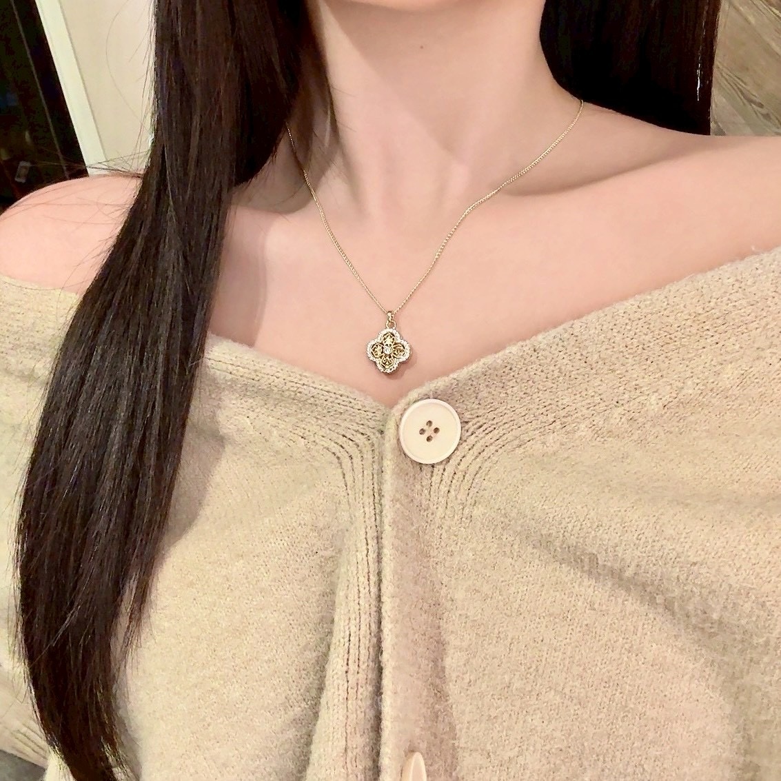 Gy”elegant宮廷蕾絲鑽高奢四葉草重工項鍊