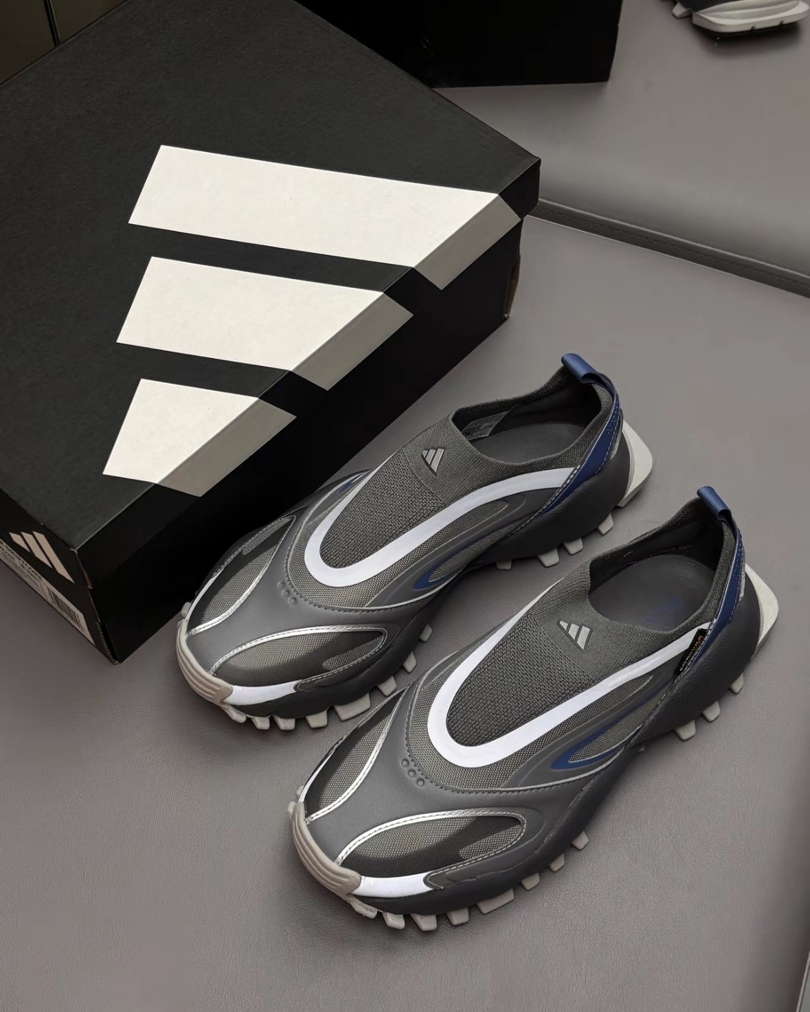 【Focus Store】預購 Adidas SEEULATER DRIFTCORE "Grey Blue" 灰藍色 一腳蹬 KK2255