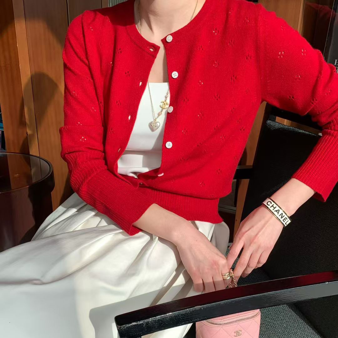 可愛小花鏤空圓領排釦針織上衣外套 / 3色