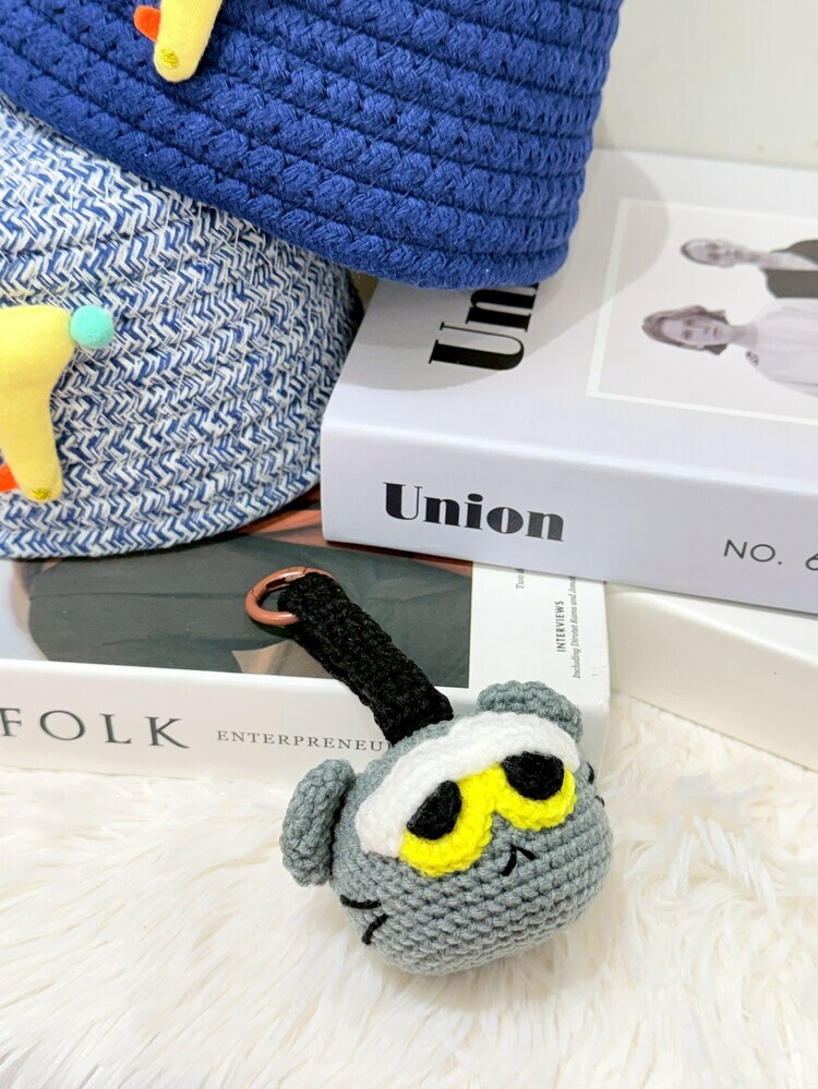 灰色貓貓大頭吊飾