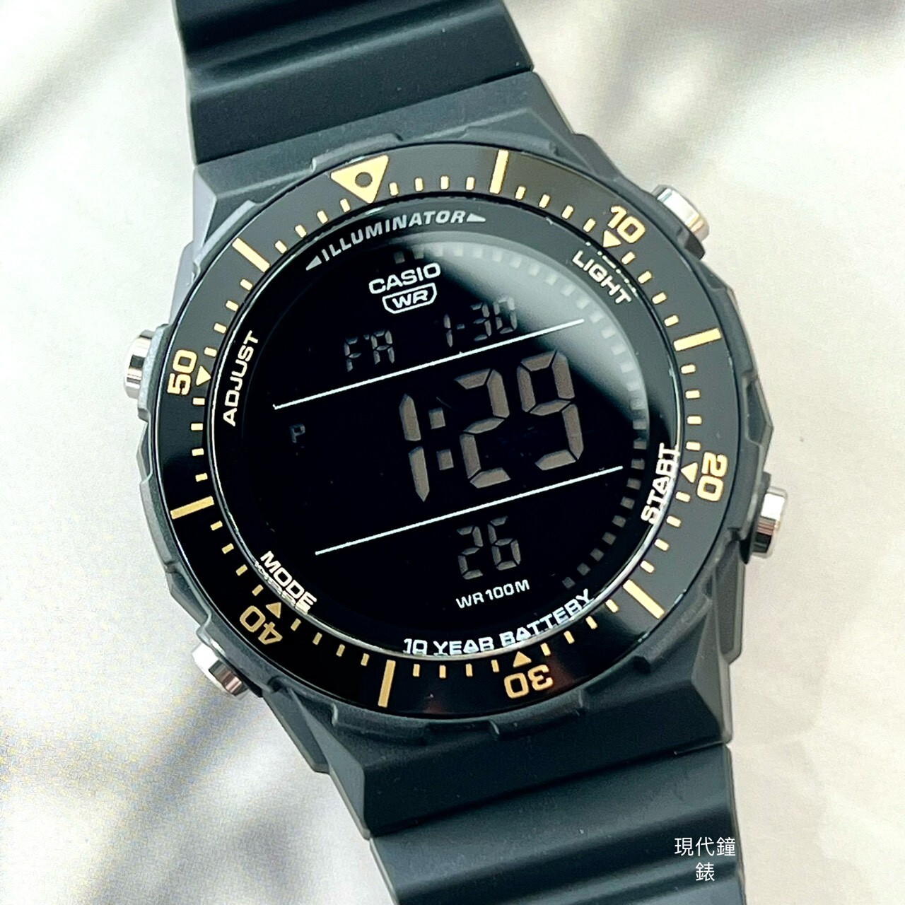 【CASIO 卡西歐】旋轉錶圈數位電子錶AE-1700H-1B 47.3m 現代鐘錶