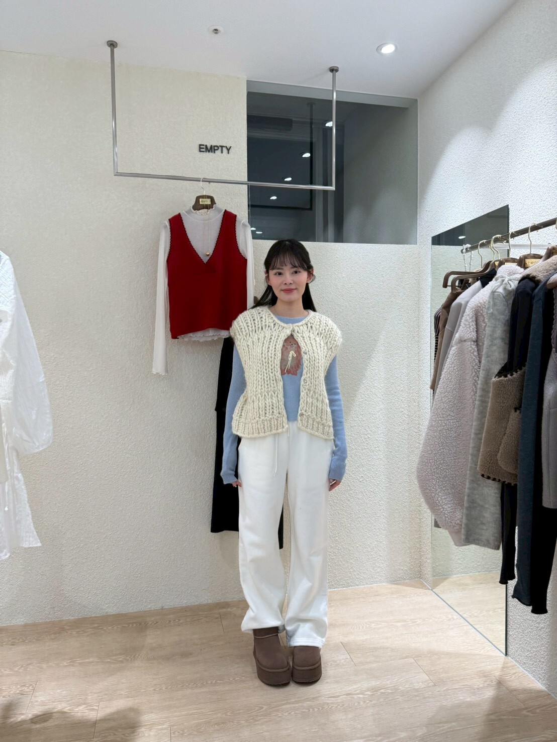 EP5407 粗針織麻花背心 *特價* (優惠碼同充值購物金不適用)