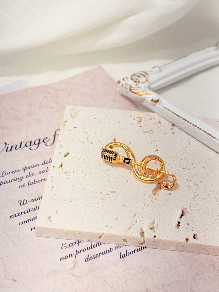 麥克風金色音符別針