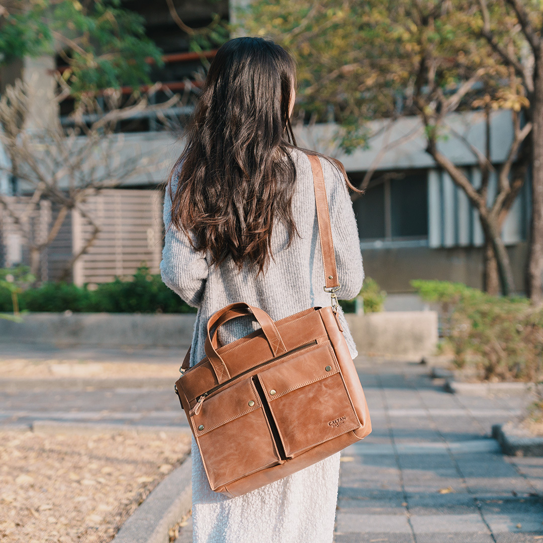 真皮大容量手提斜背兩用電腦公事包-四色(5245)