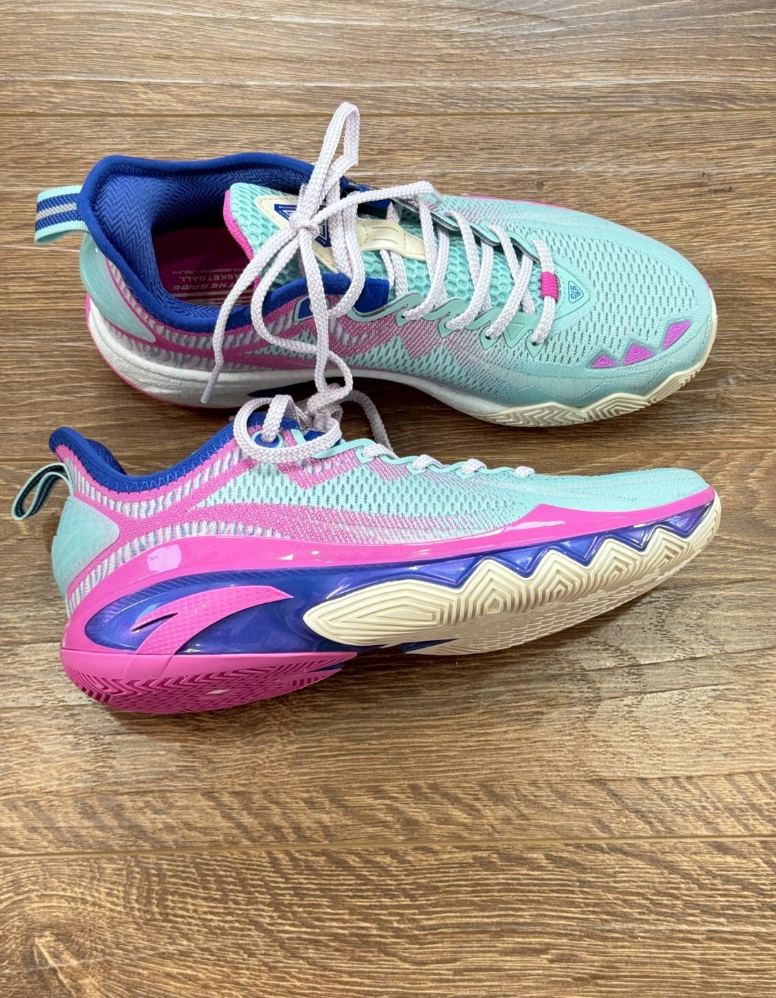 ＜連線代購商品＞ANTA SWAGGER 2 狂傲2 魔法藥水 耐磨戶外實戰籃球鞋 【912531106-5】