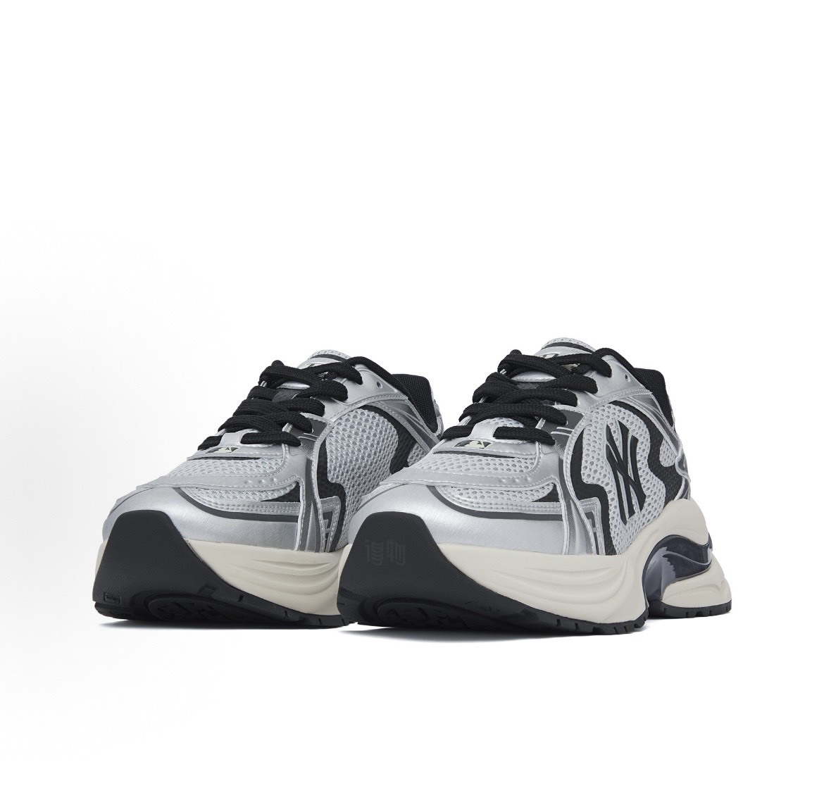 MLB 紐約洋基隊 復古老爹鞋 Y2K 千禧銀 (Karina同款)