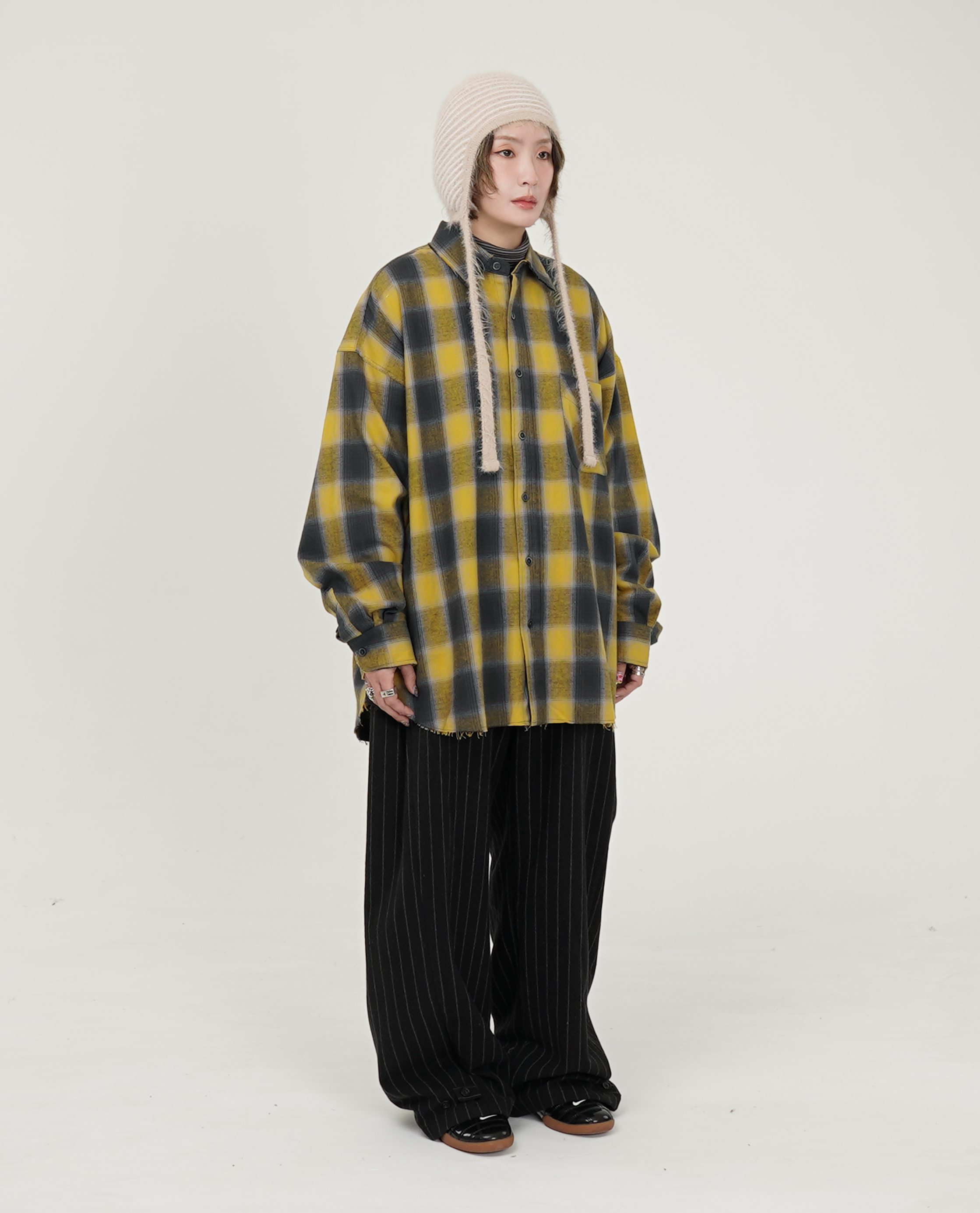 不收邊格紋襯衫