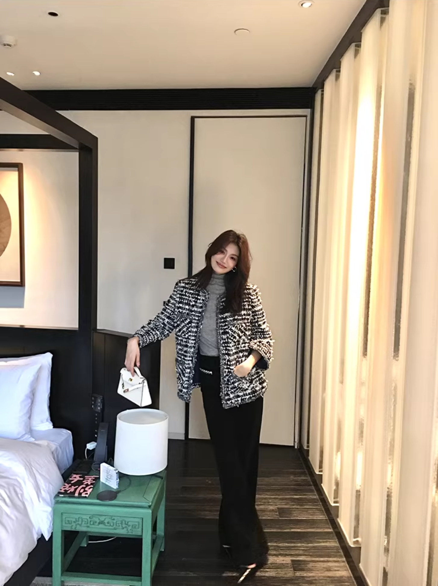 經典黑混色織紋感口袋圓領小香風外套-S-XL (Elegant & Love)